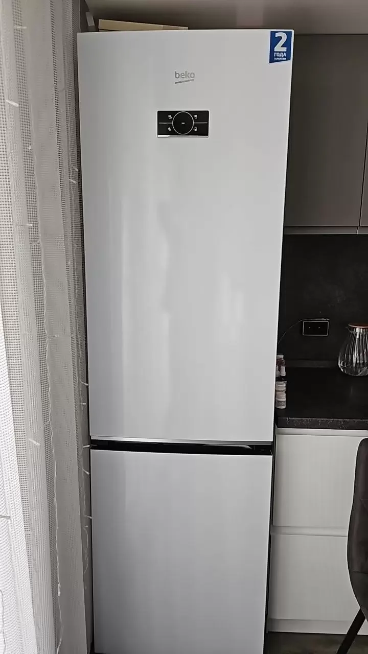 Холодильник двух кам нижн мороз Beko B3RCNK402HW 59.50х201х65 см No Frost 357 л, белый