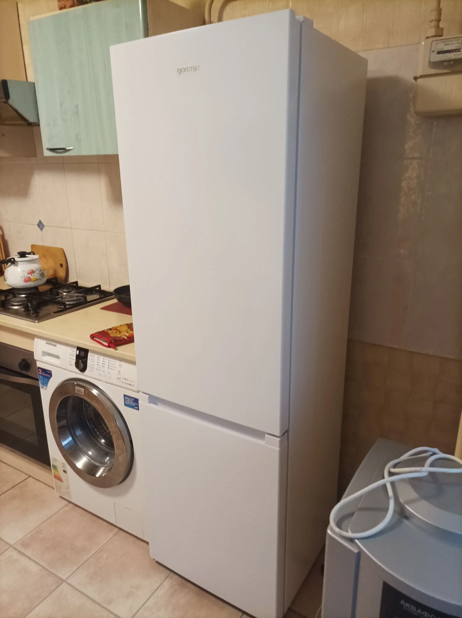Холодильник двух кам нижн мороз GORENJE RK4181PW4 белый (двухкамерный)186x57x57