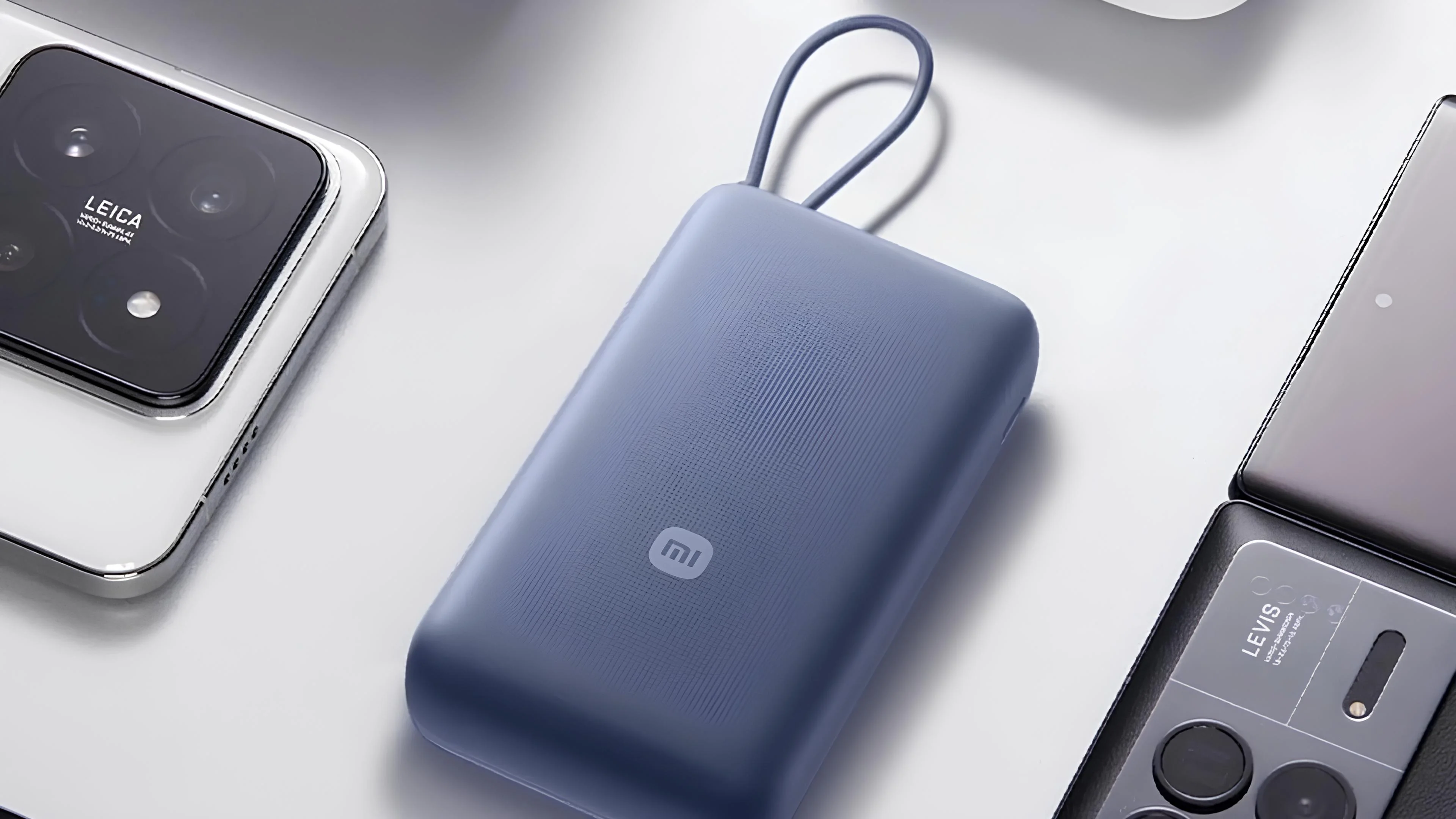 Внешний аккумулятор (Power Bank) 20 000mAh (OP281) индикация, 4 кабеля oudiobop