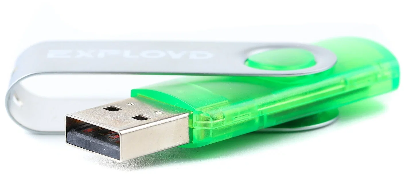 Флешка USB Exployd 530 Green (EX032Gb530-G), 32Gb, USB 2.0, R/W 20/10, зеленый