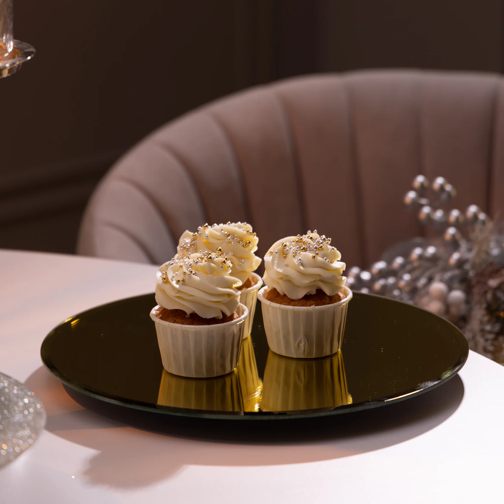 ТОРТОВНИЦА ВРАЩАЮЩАЯСЯ "GOLDEN MIRROR" 30 СМ