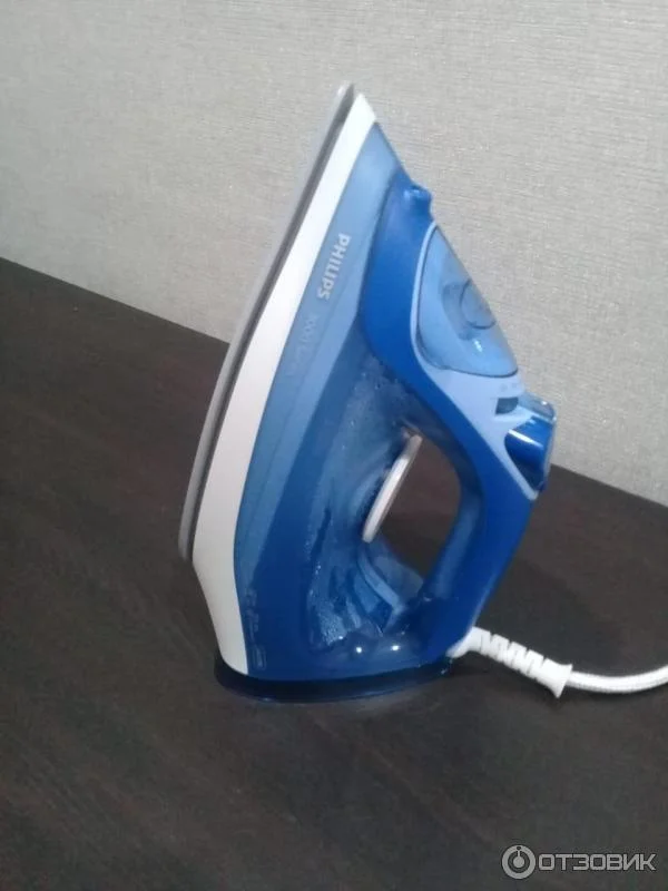 Утюг Philips DST3031/20