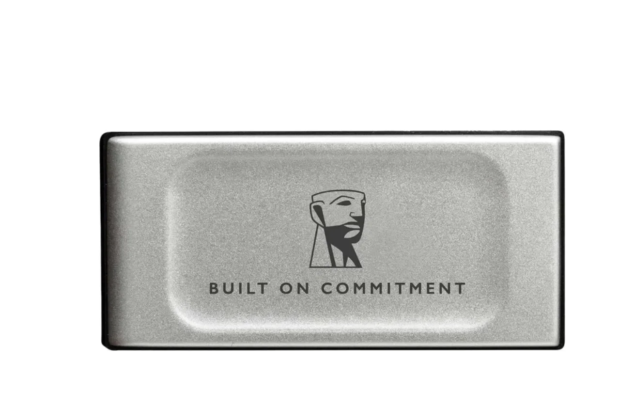 Внешний SSD Kingston XS2000, 2TB, USB 3.2 Gen 2x2 Type-C, R/W 2000/2000, серебристый