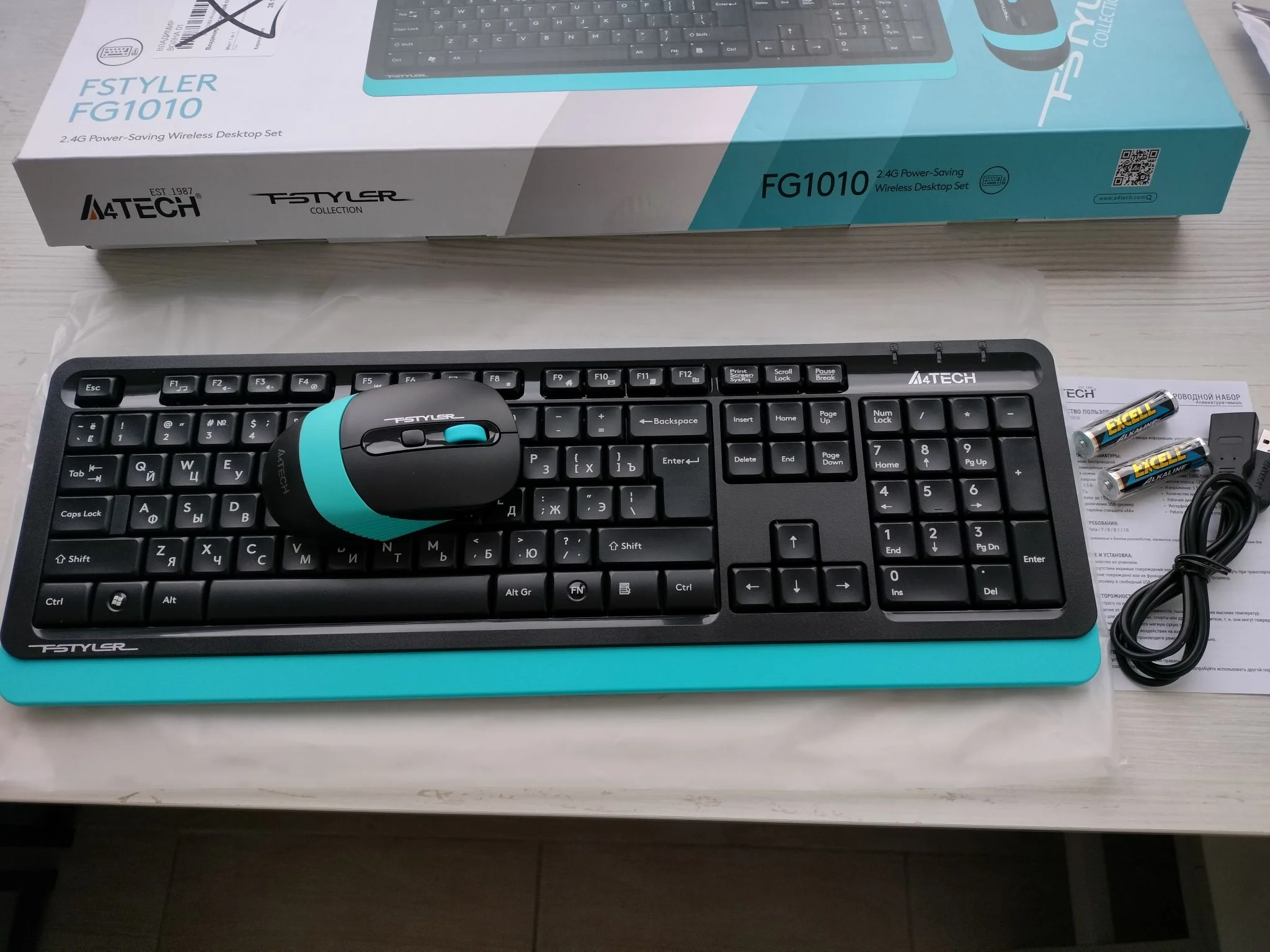 Комплект клавиатура+мышь A4Tech FStyler FG1010 беспроводной, USB, 2000 DPI, чёрный