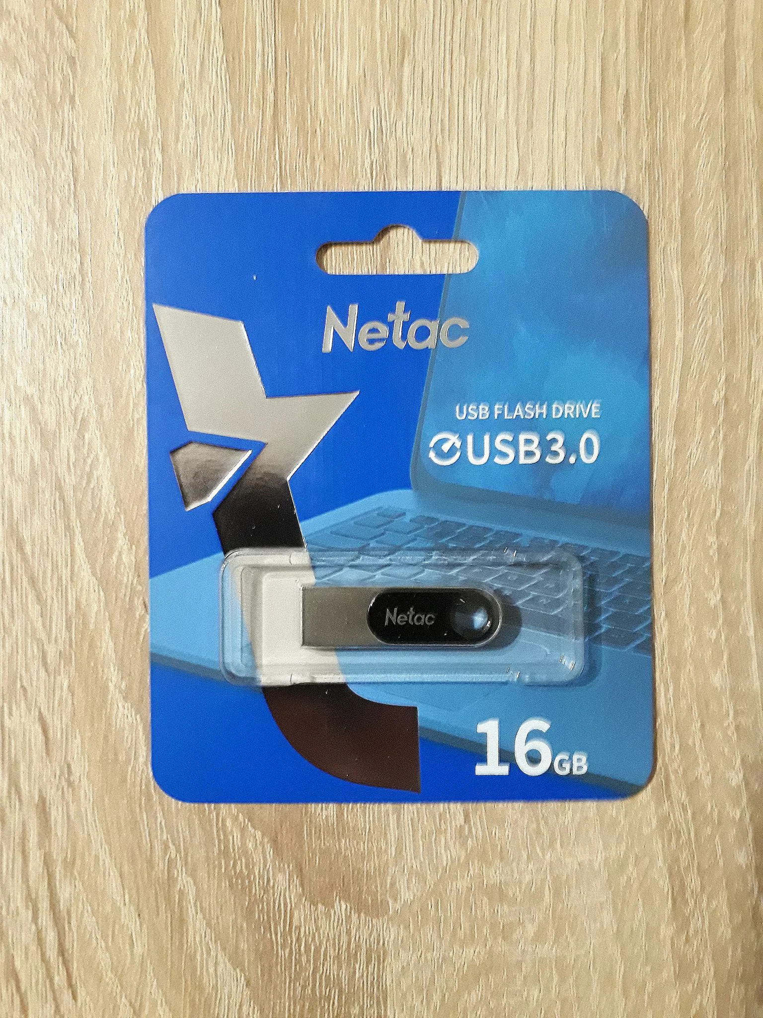 Флешка USB Netac U278 (NT03U278N-016G-32PN), 16Gb, USB 3.0, R/W 90/45, серебристый/черный