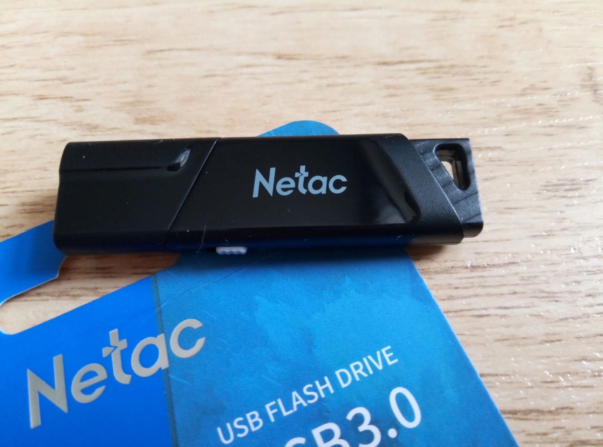 Флешка USB Netac U336 USB 3.0 Write protect Switch Flash 128 Gb NT03U336S-128G-32BK