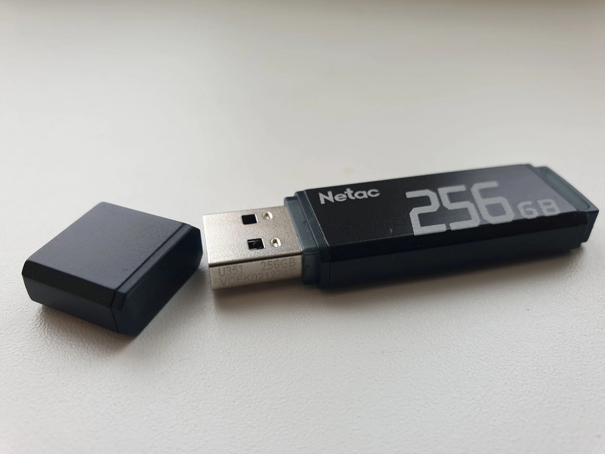 Флешка USB Netac U351 (NT03U351N-256G-32BK), 256Gb, USB 3.0, R/W 110/45, черный