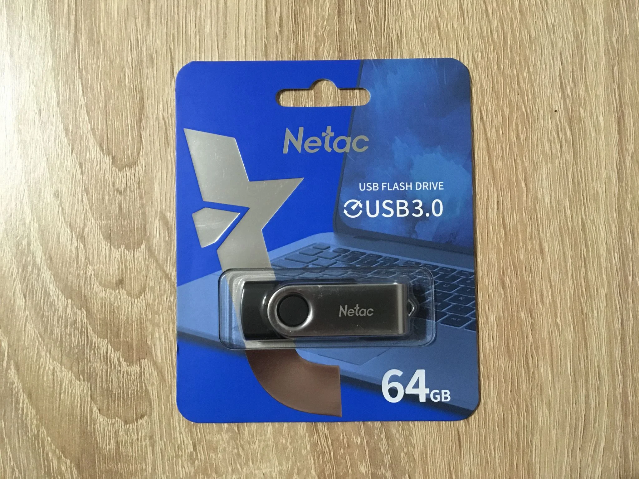 Флешка USB Netac U505 (NT03U505N-064G-32BK), 64Gb, USB 3.0, R/W 110/45, черный/серебристый