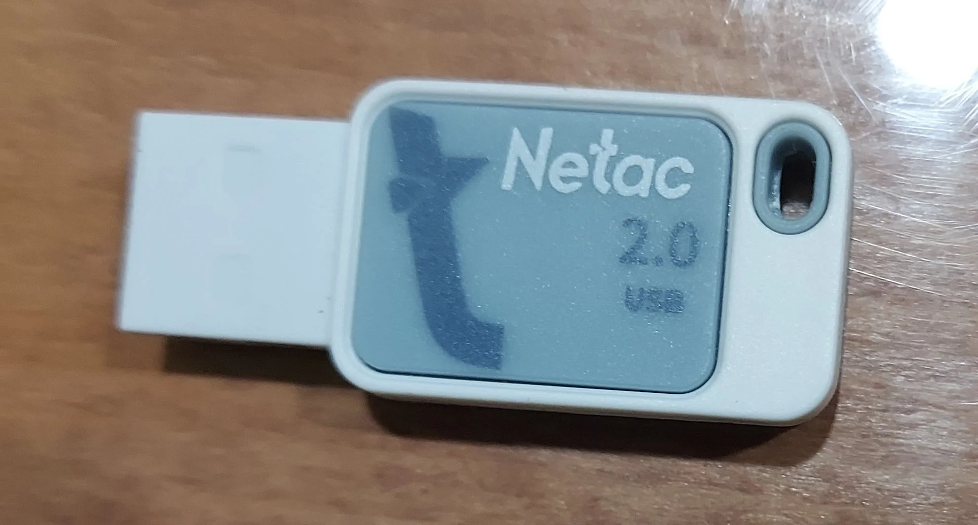 Флешка USB Netac UA31 NT03UA31N-032G-20PK), 32Gb, USB 2.0, R/W 110/45, розовый/белый