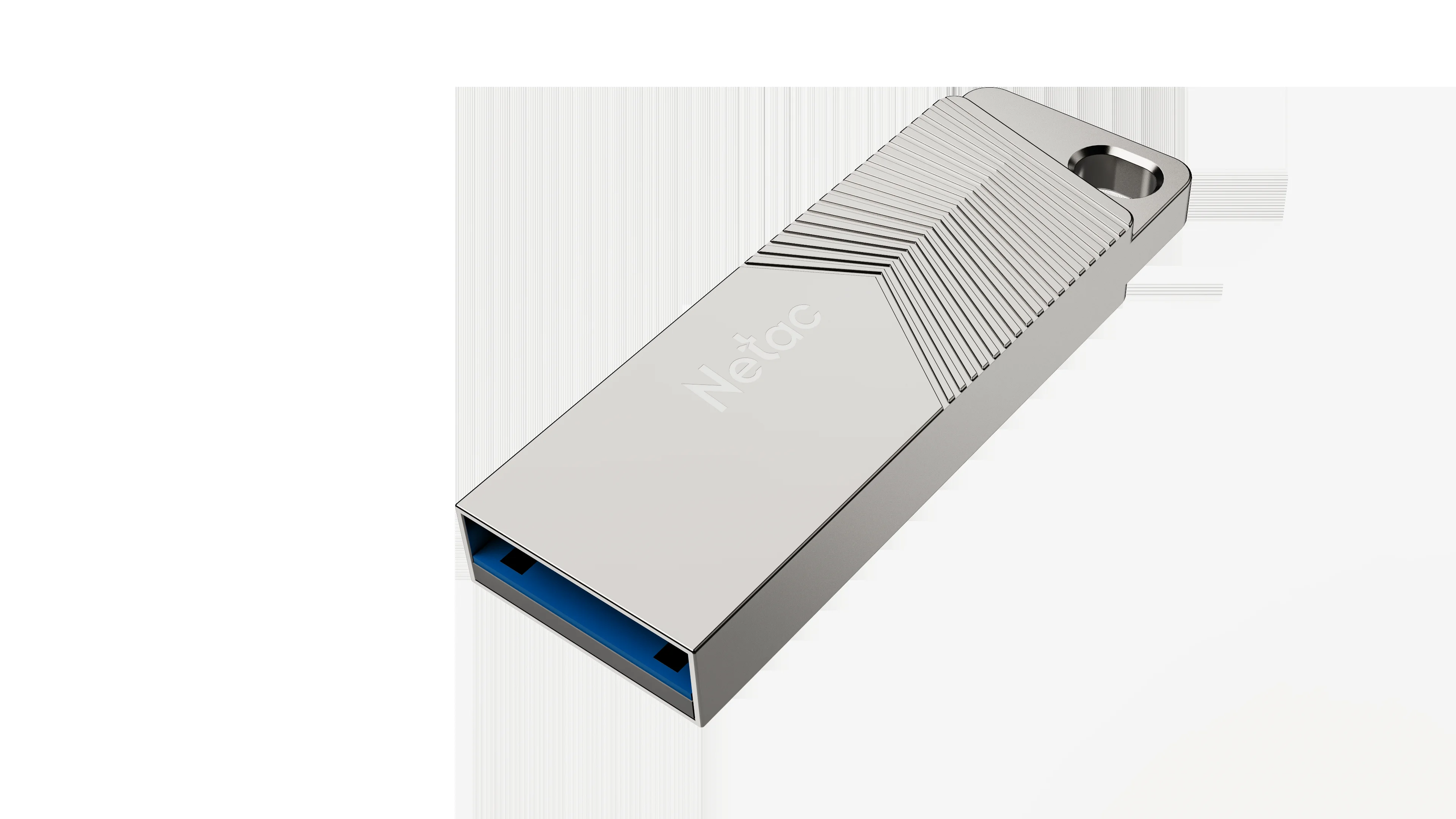 Флешка USB Netac UM1 (NT03UM1N-016G-32PN), 16Gb, USB 3.2, R/W 150/45, серебристый