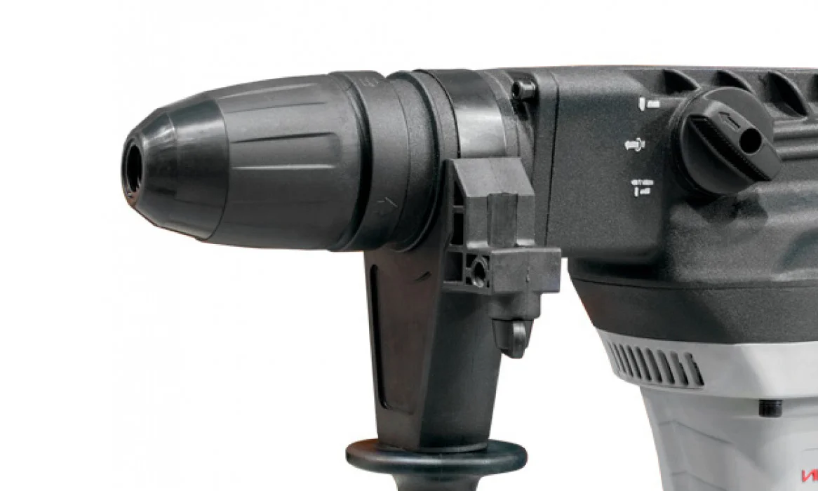 Перфоратор Интерскол 1100W П-40/1100ЭВ 519.0.0.00