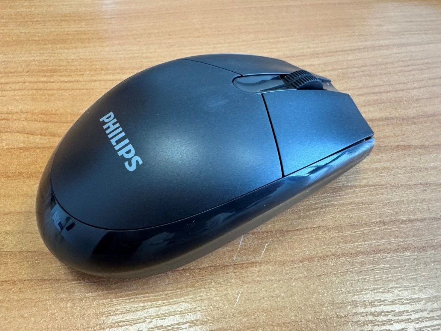 Комплект клавиатура+мышь Philips SPT6337 беспроводной, USB, 1600 DPI, чёрный