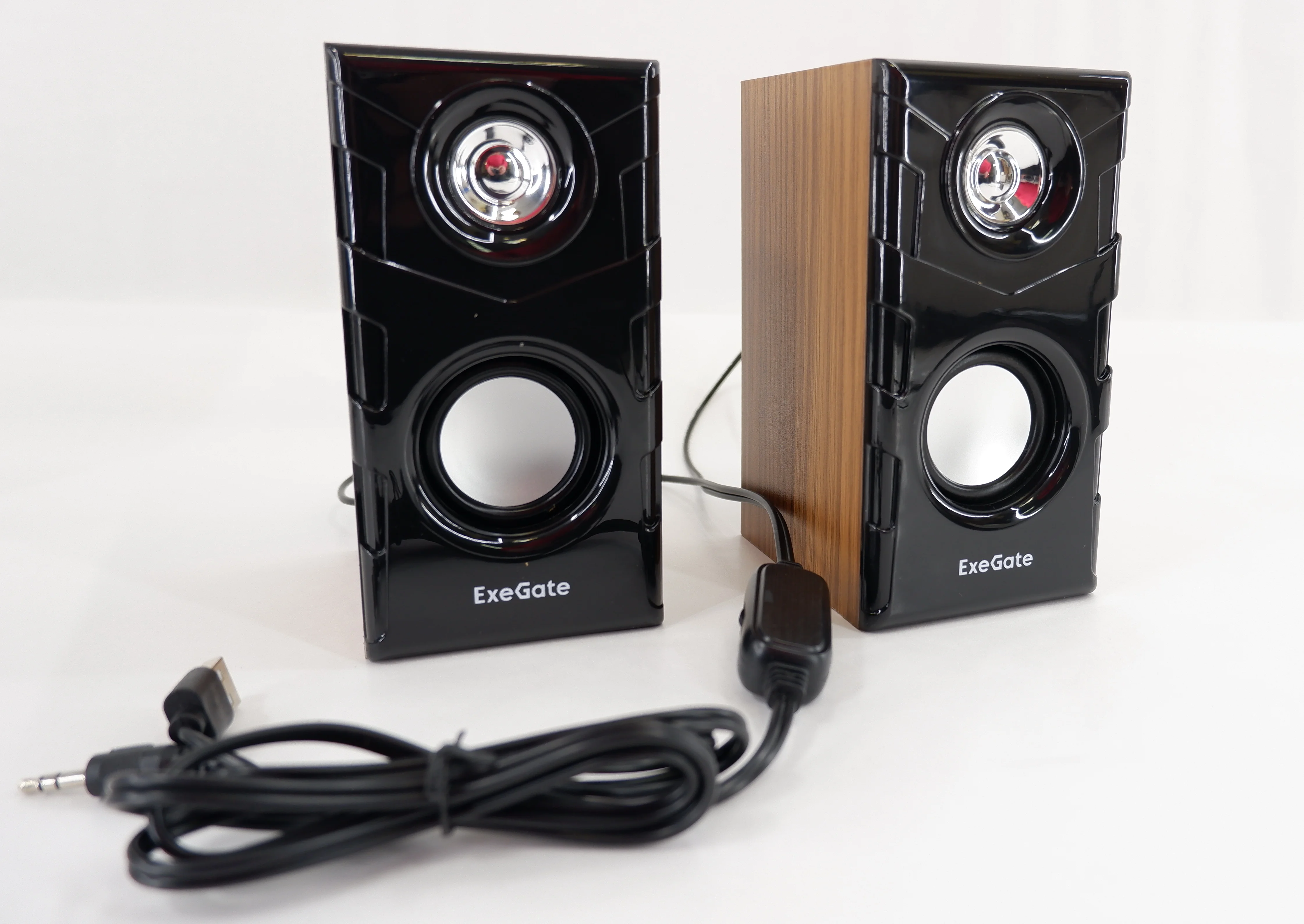 Акустическая система 2.0 ExeGate EX289694RUS Tango 316 (питание USB, 2х3Вт (6 Вт RMS), 80-20000Гц, дерево)