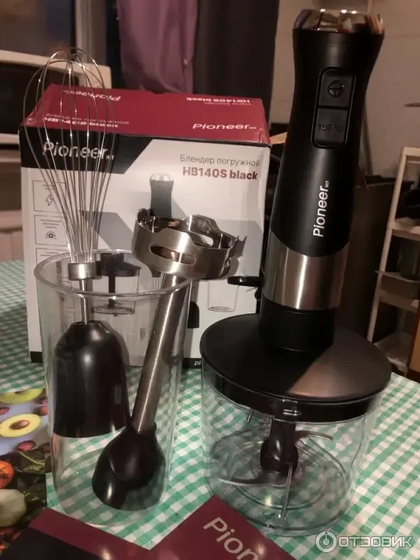 Блендер погружной Pioneer HB140S black 1500Вт 2 скор. турборежим 500/700мл.