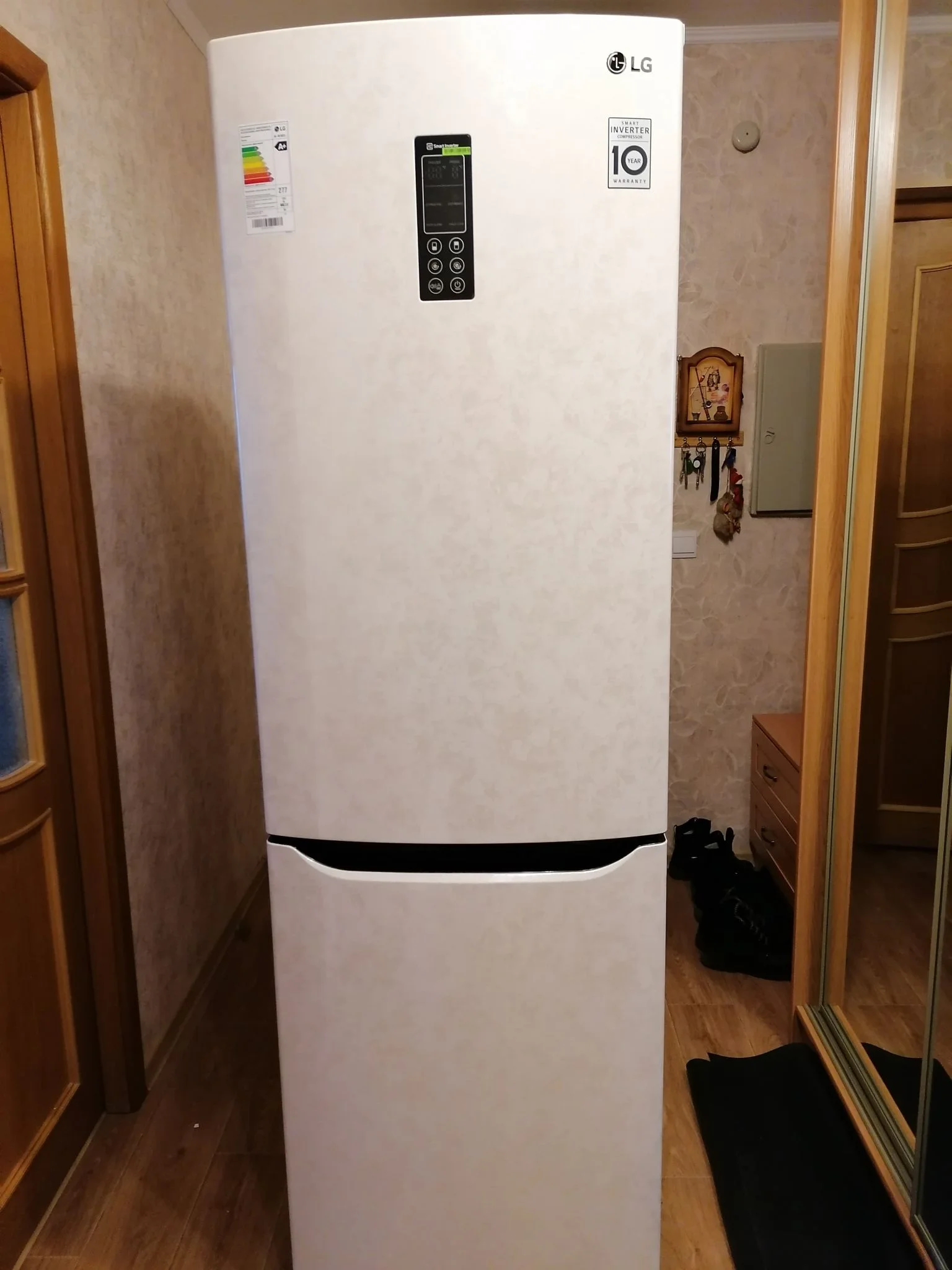 Холодильник двух.кам. нижн.мороз LG GA-B419 SEUL бежевый (FNF) 59.50х190.70х65.50 см дисплей
