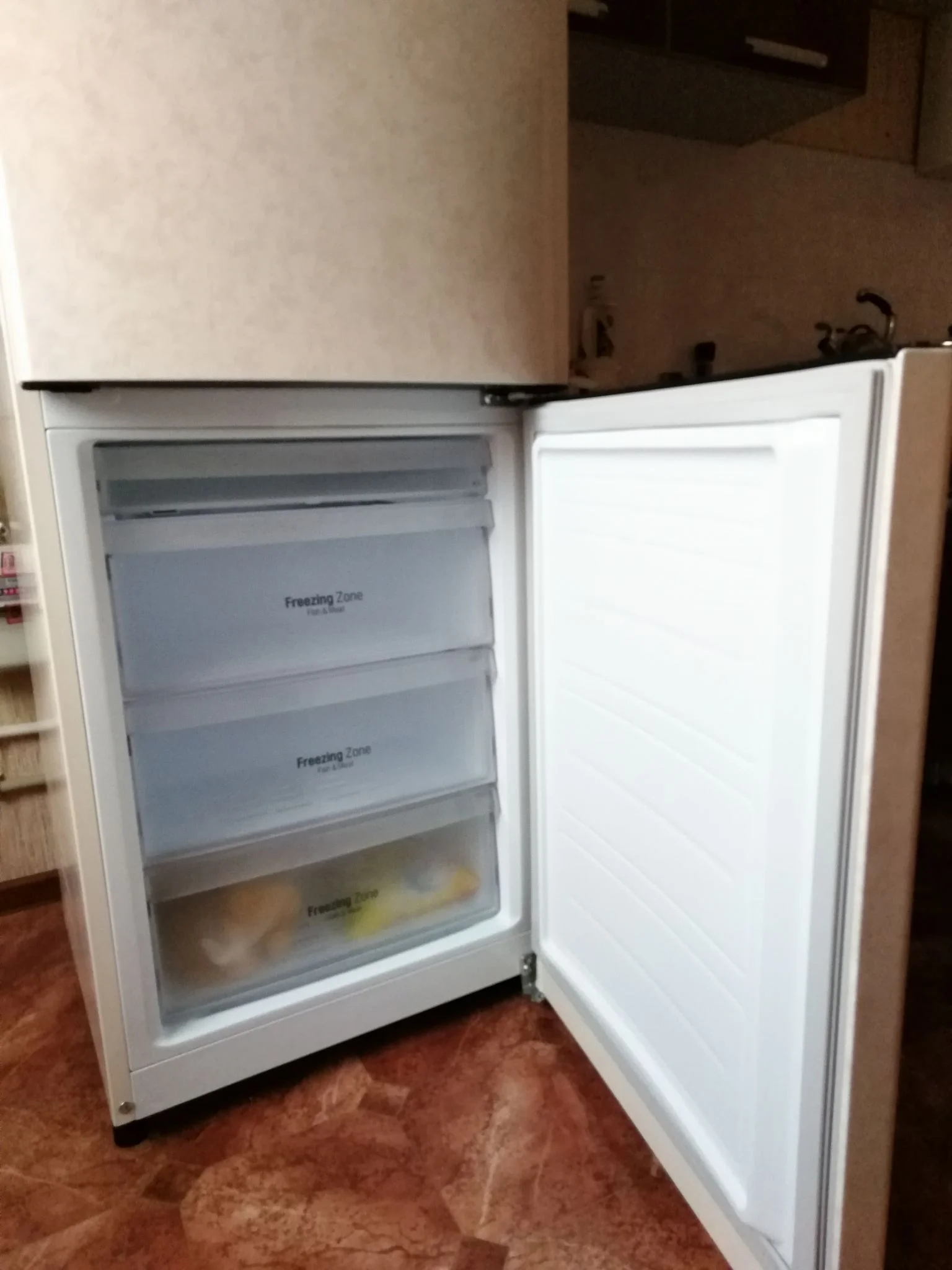 Холодильник двух.кам. нижн.мороз LG GA-B419 SEUL бежевый (FNF) 59.50х190.70х65.50 см дисплей