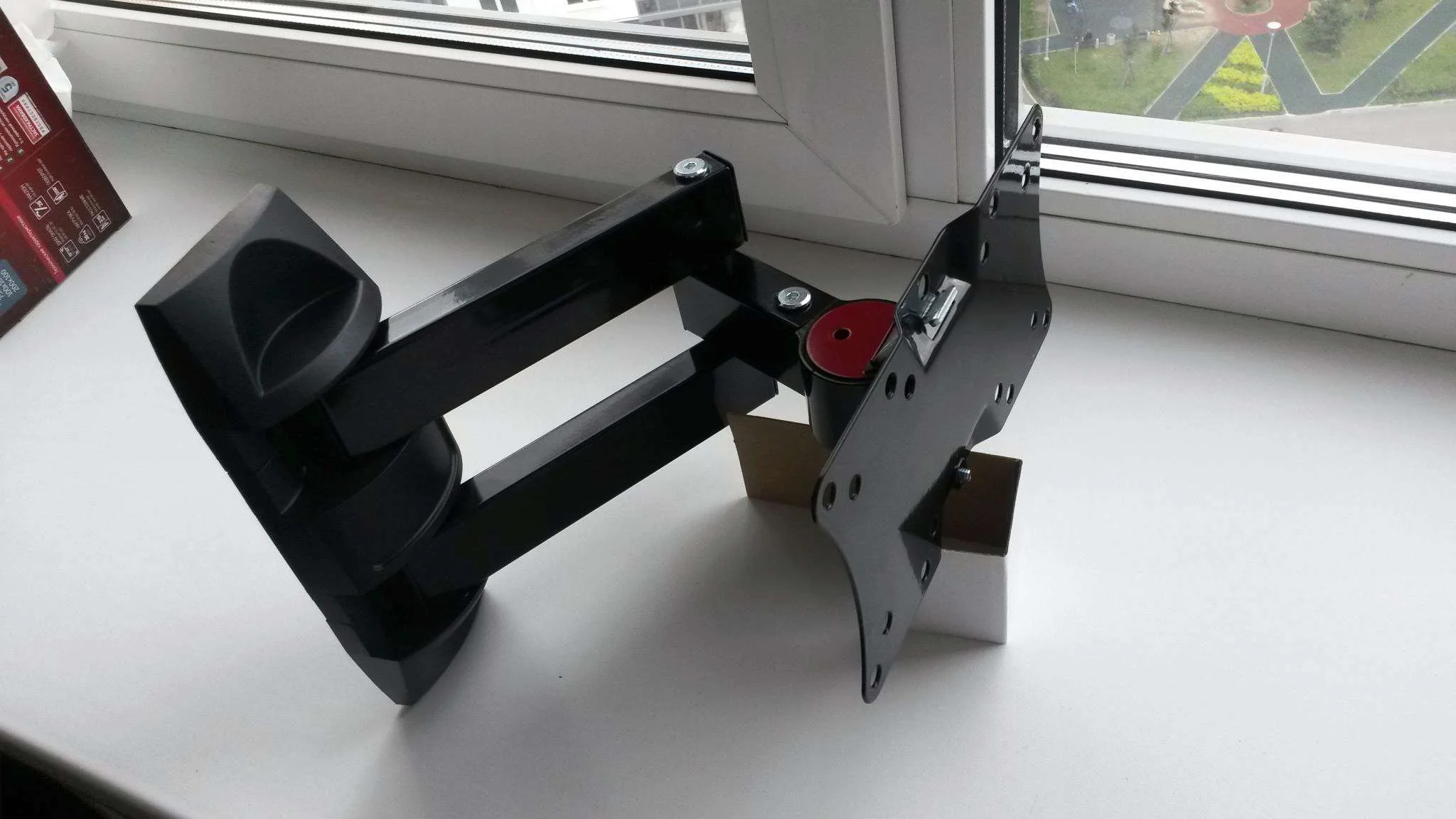 Кронштейн для телевизора Holder LCDS-5065