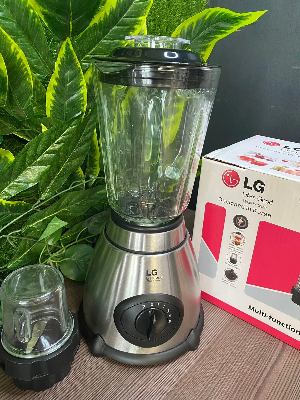 Блендер стакан LG-877 1000w 1,5л, 5 скоростей (КИТАЙ, 12 мес гарант)