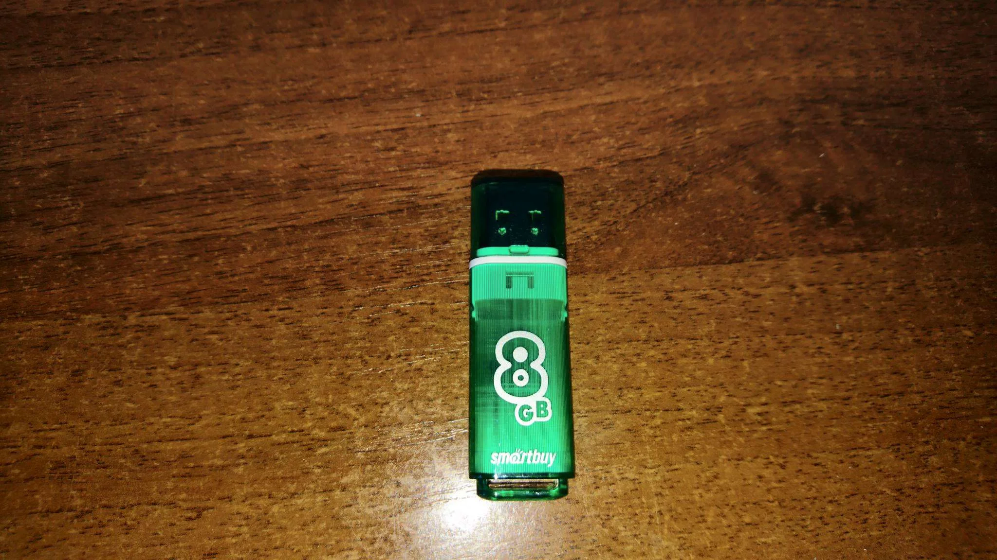 Флешка USB Smartbuy Glossy series (SB8GbGS-G), 8Gb, USB 2.0, R/W 15/5, зеленый