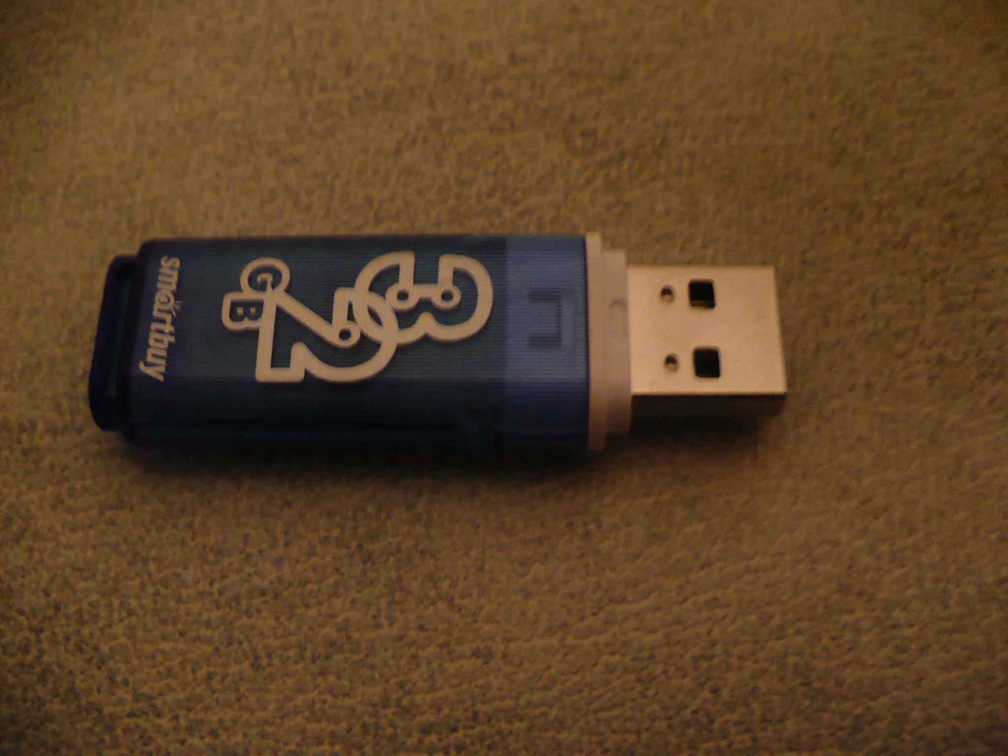 Флешка USB Smartbuy Glossy series Blue (SB32GbGS-B), 32Gb, USB 2.0, R/W 25/15, синий