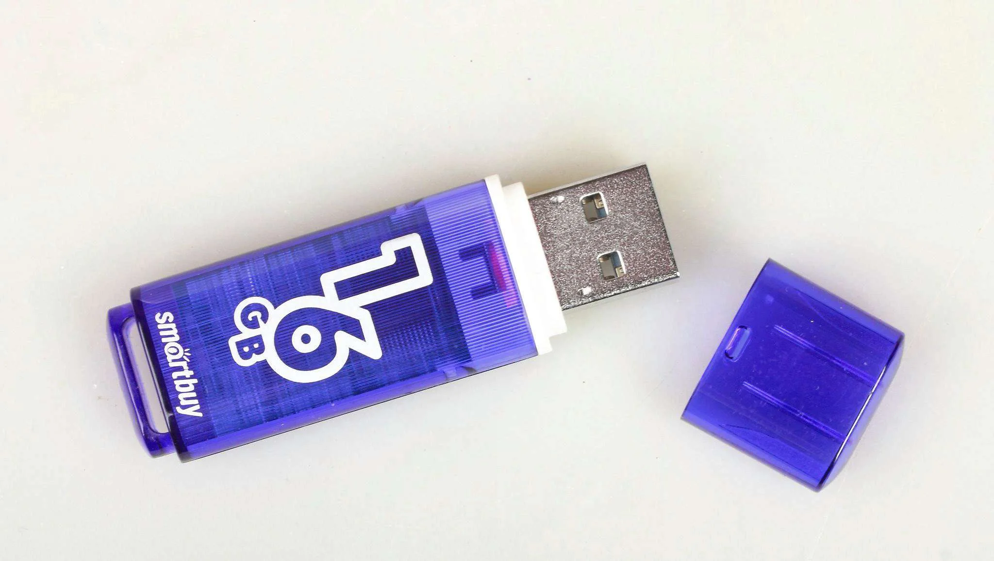 Флешка USB Smartbuy Glossy series Dark Blue (SB16GbGS-DB), 16Gb, USB 3.0, R/W 75/30, синий