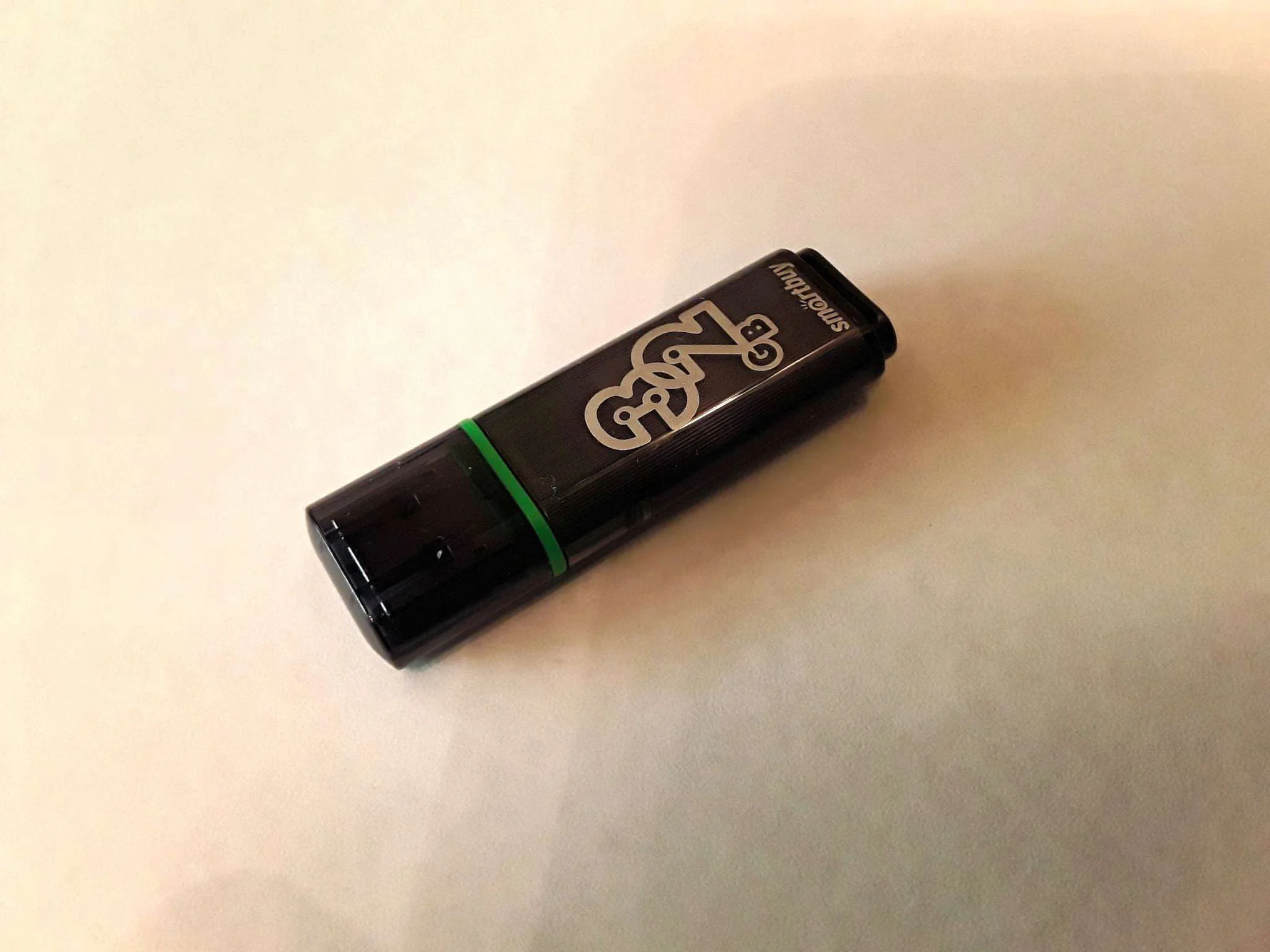 Флешка USB Smartbuy Glossy series Dark Grey (SB32 GbGS-DG), 32Gb, USB 3.0, R/W 75/25, темно-серый