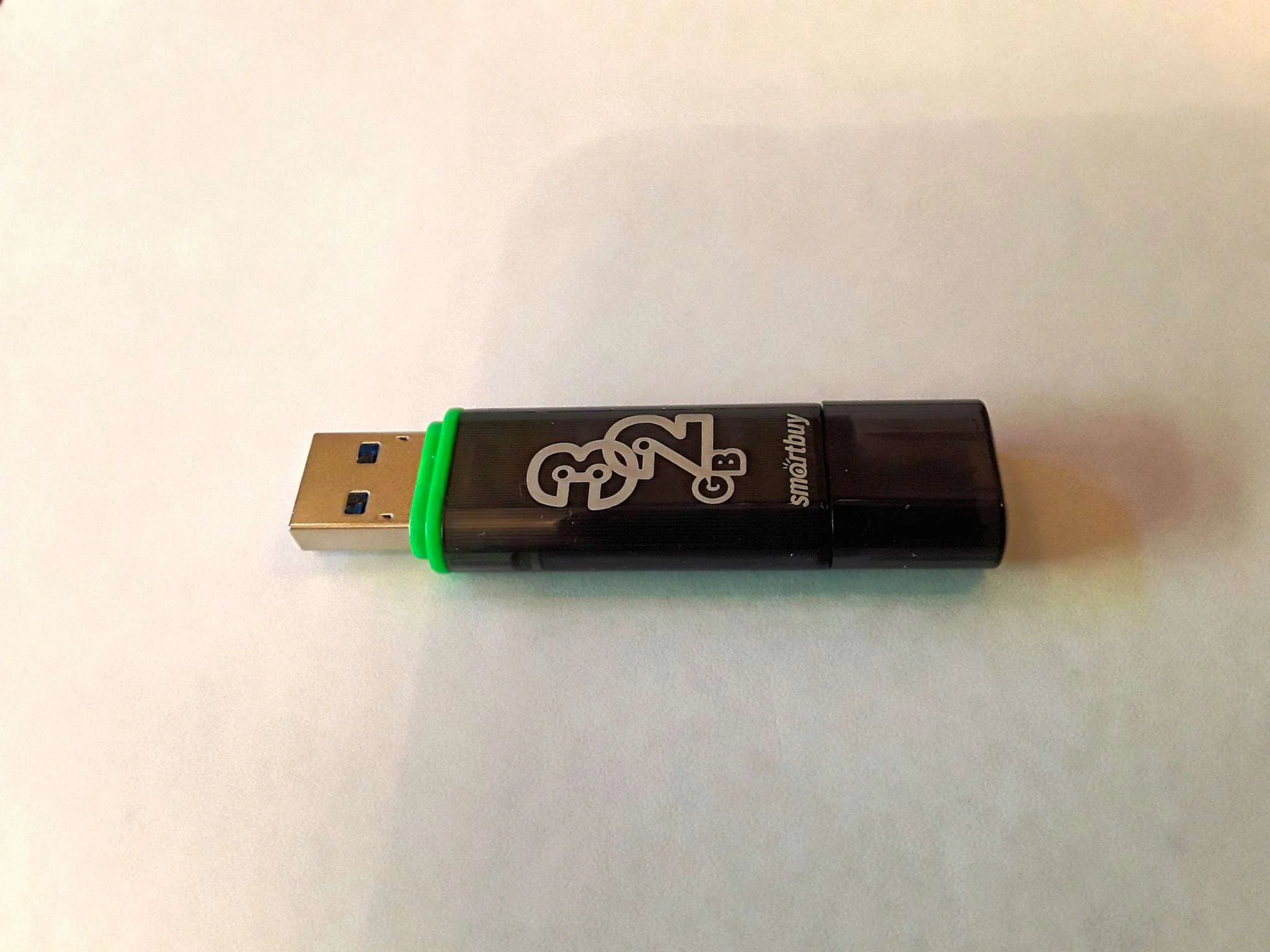 Флешка USB Smartbuy Glossy series Dark Grey (SB32 GbGS-DG), 32Gb, USB 3.0, R/W 75/25, темно-серый