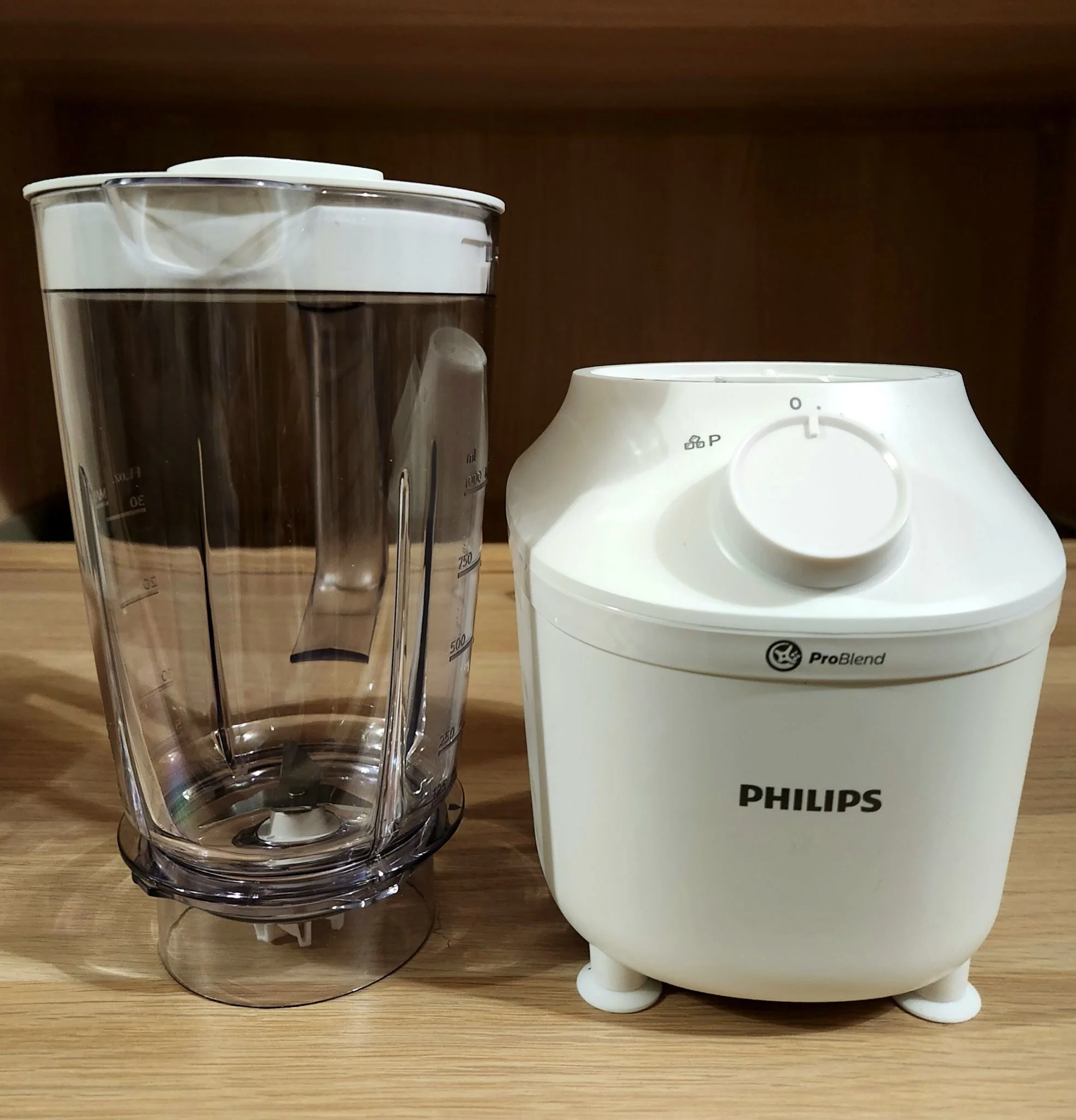 Блендер стационарный Philips HR2041/00, белый 450Вт, кувшин 1л