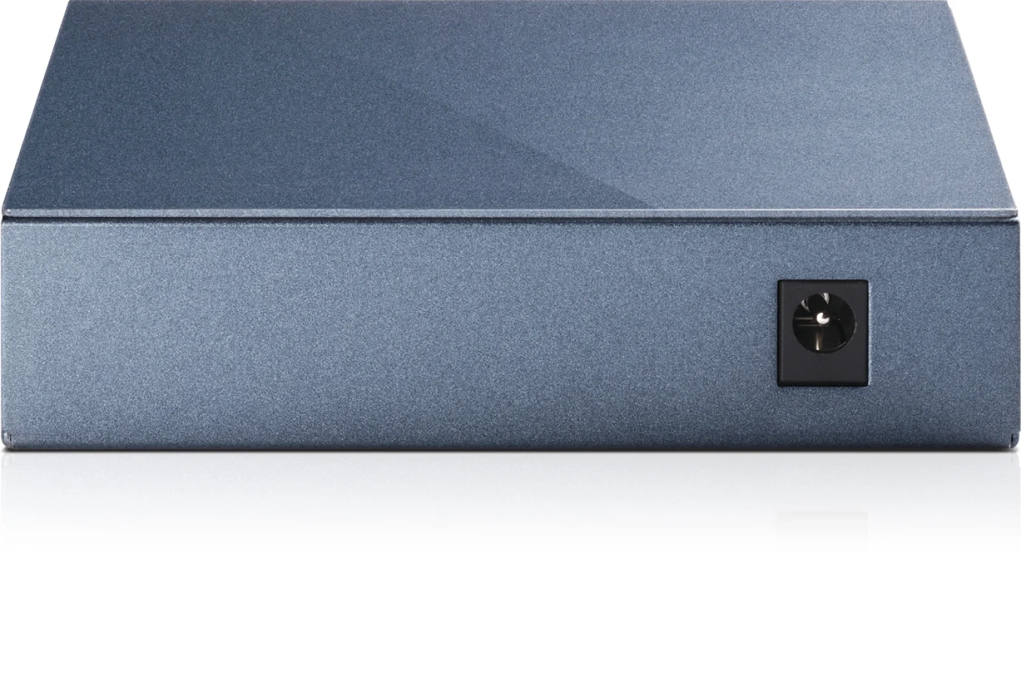 Коммутатор TP-Link SOHO TL-SG105 5-port Desktop Gigabit Switch, 5 10/100/1000M RJ45 ports, metal case