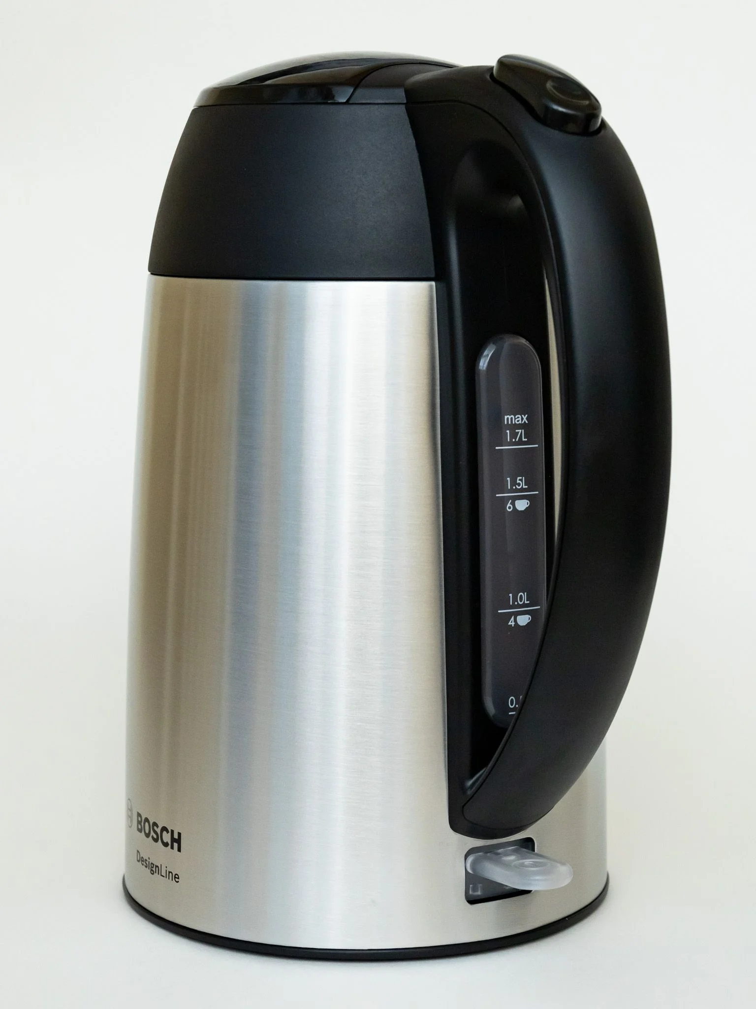 Чайник электрический Bosch TWK3P420 1.7 л, 2400 Вт, черный (корпус: нержавеющая сталь)