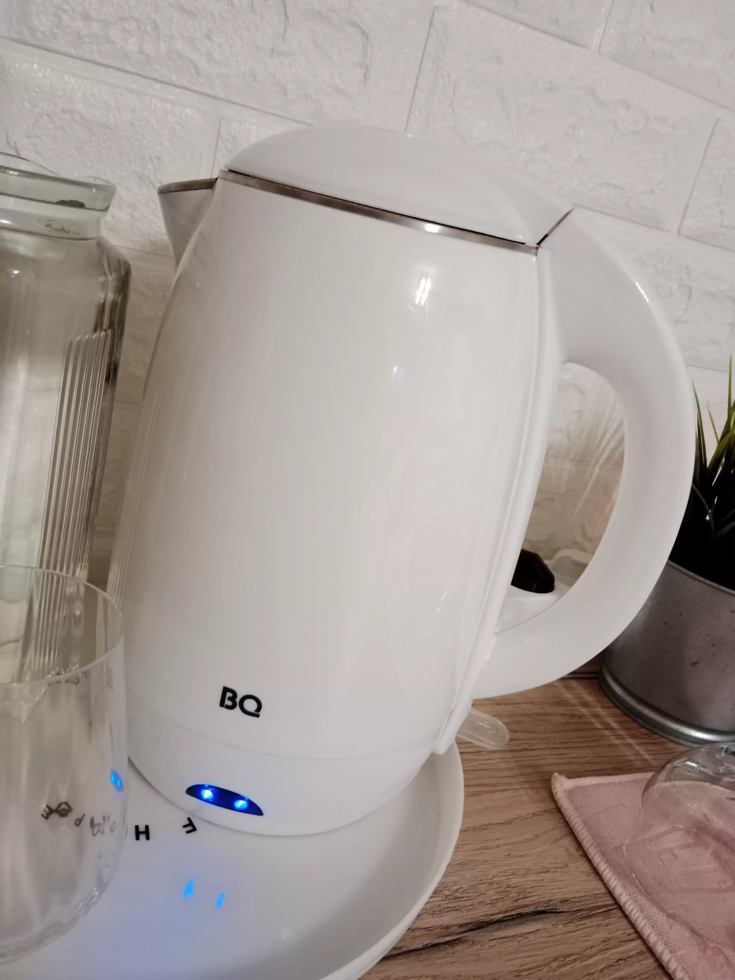Чайник электрический BQ KT1702P синий