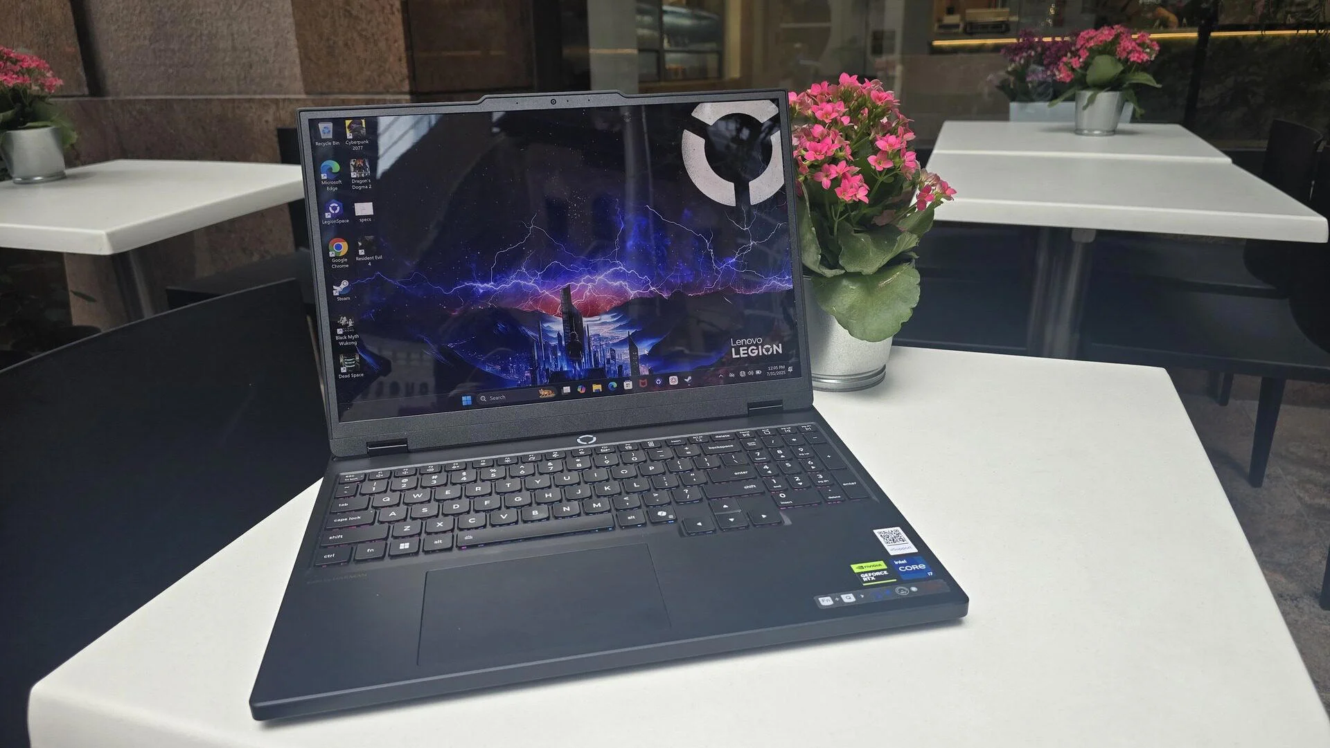 Ноутбук Lenovo Legion 5 15IRX10 Eclipse Black, KB RUS/ENG, Power Cord EU (83LY000LUS)