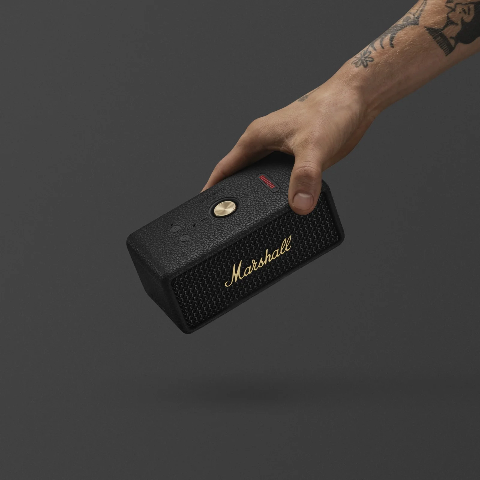 Колонка портативная MARSHALL EMBERTON III черный
