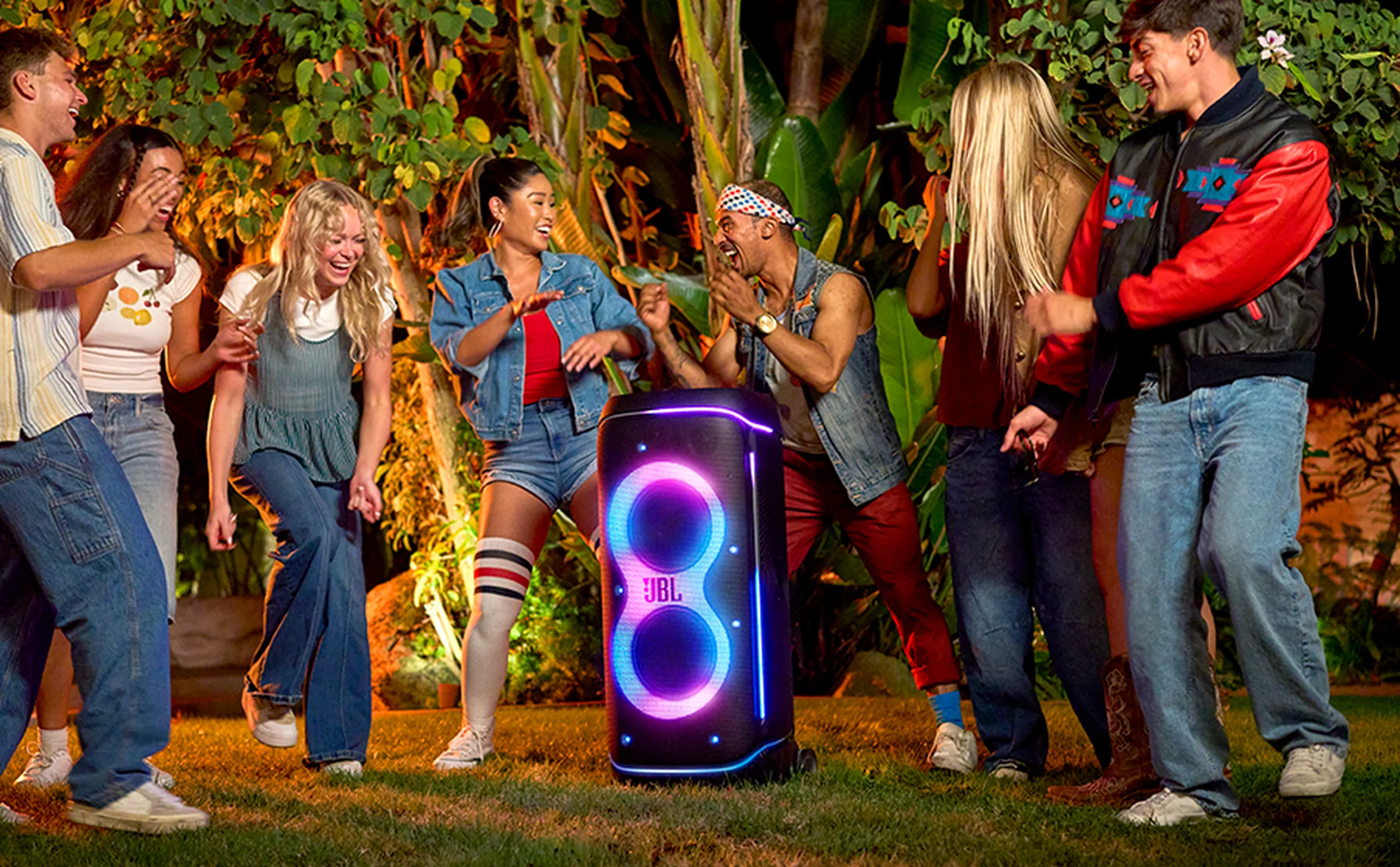 Минисистема Hi-Fi JBL PartyBox 720 черный/оранжевый 800Вт USB BT