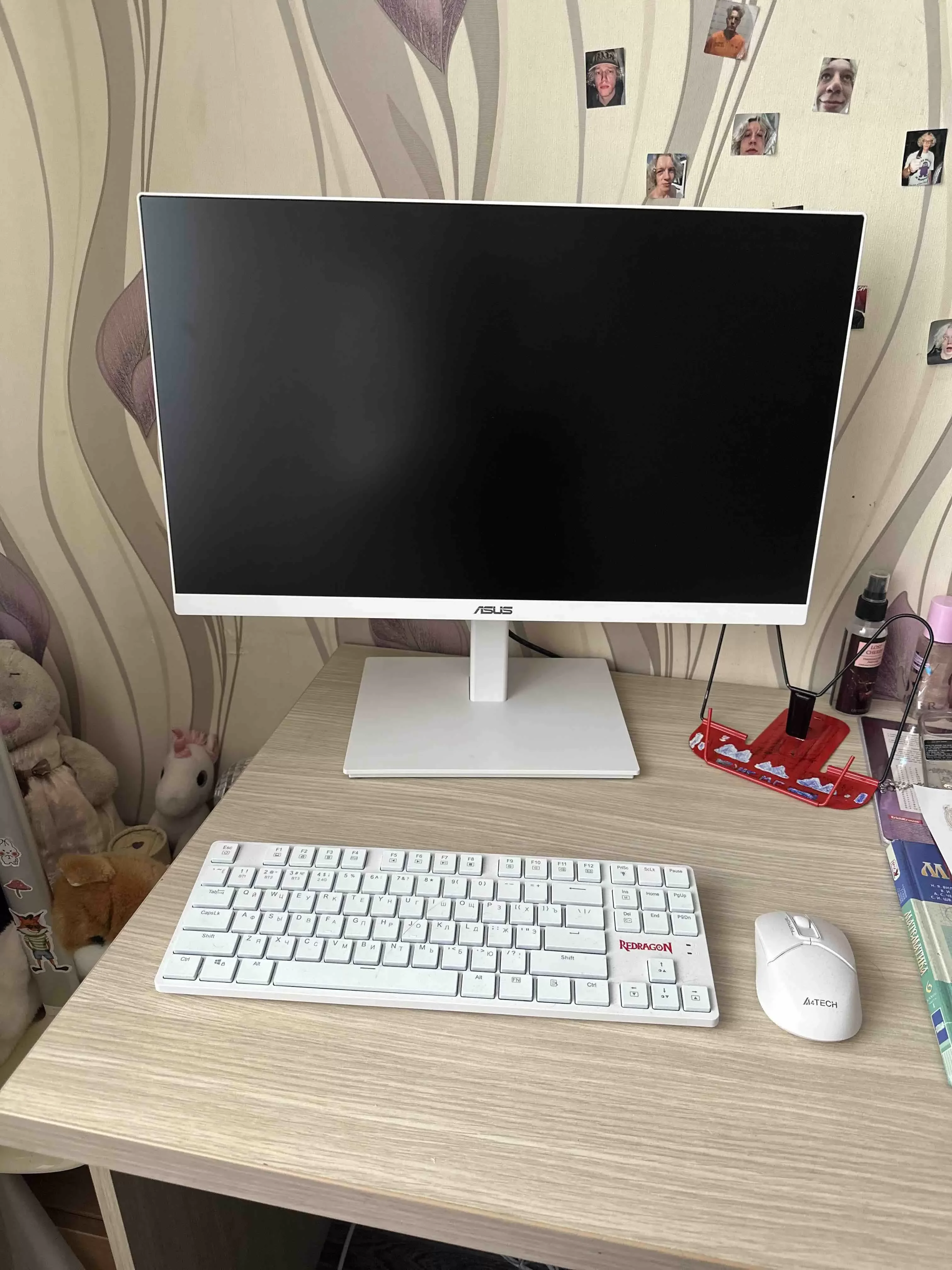 Монитор Asus 23.8" VA24EQSB-W белый IPS LED 16:9 HDMI M/M матовая HAS Piv 300cd 178гр/178гр 1920x1080 75Hz VGA DP FHD USB 5.2кг