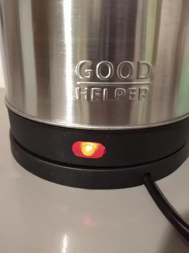 Чайник электрический Goodhelper KS-18B01/18B02