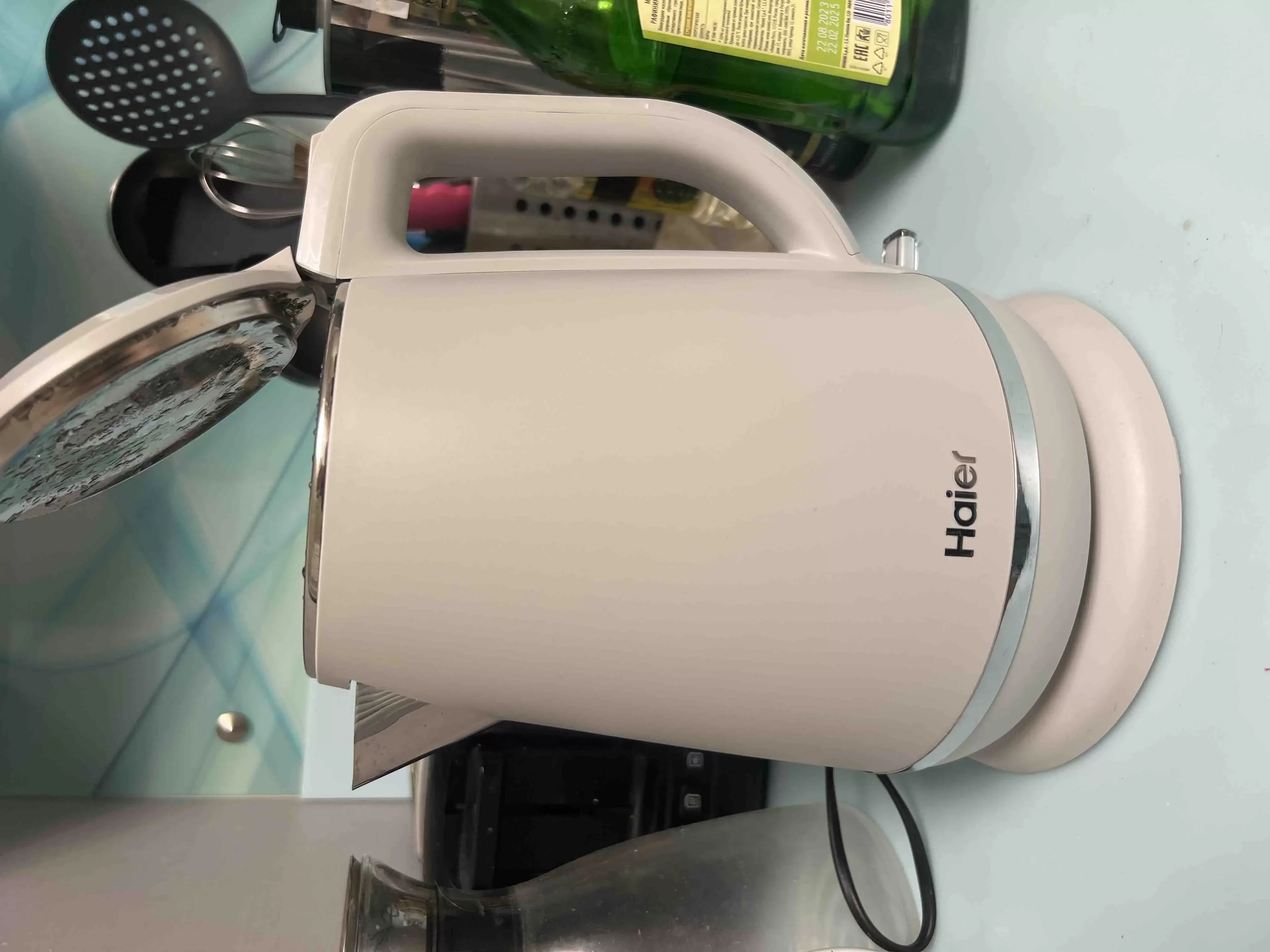 Чайник электрический Haier HK-502 1.5л. 3000Вт серый корпус: нерж.сталь/пластик (TD0029960RU)