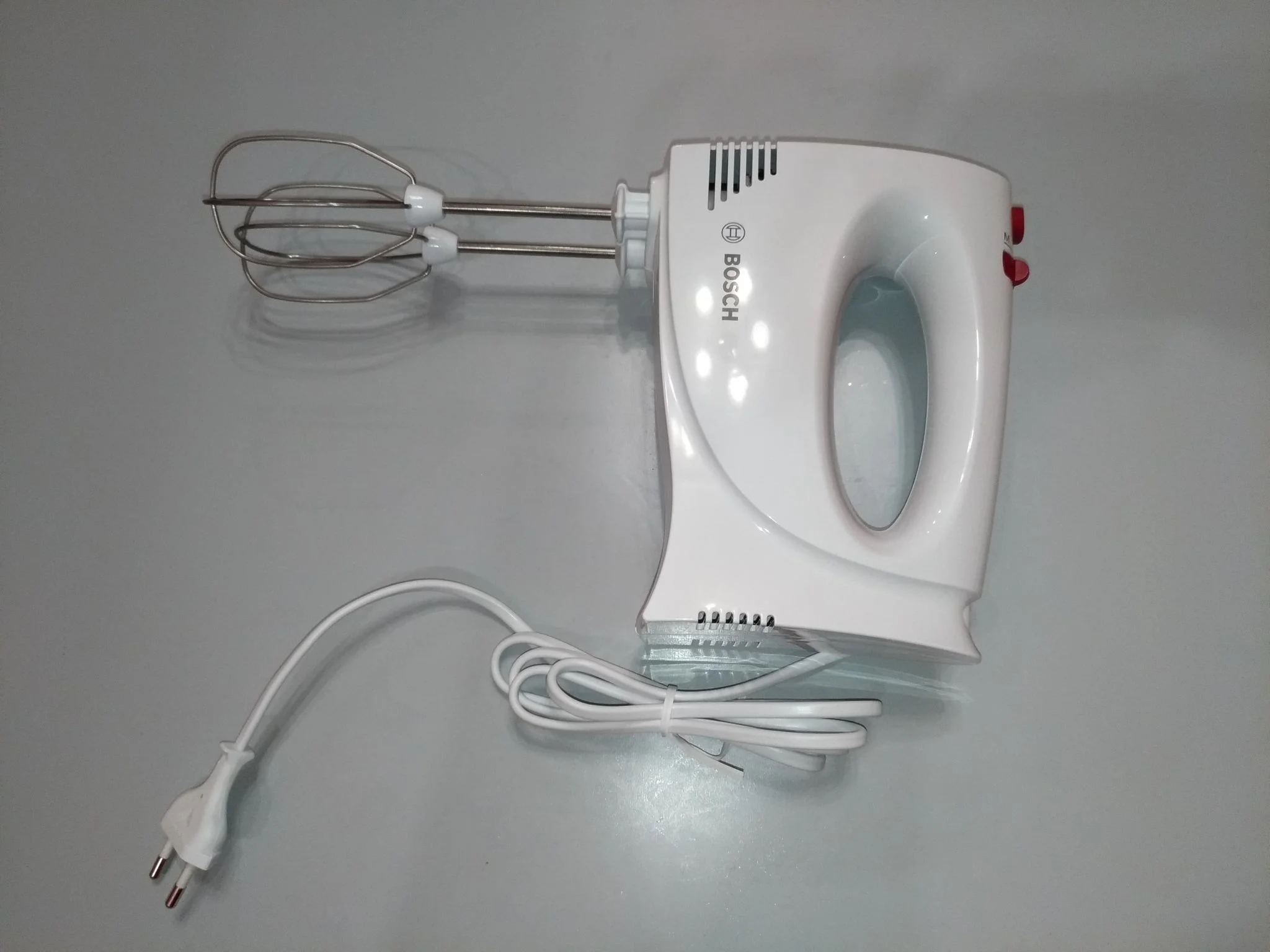 Миксер Bosch MFQP1000 300Вт,