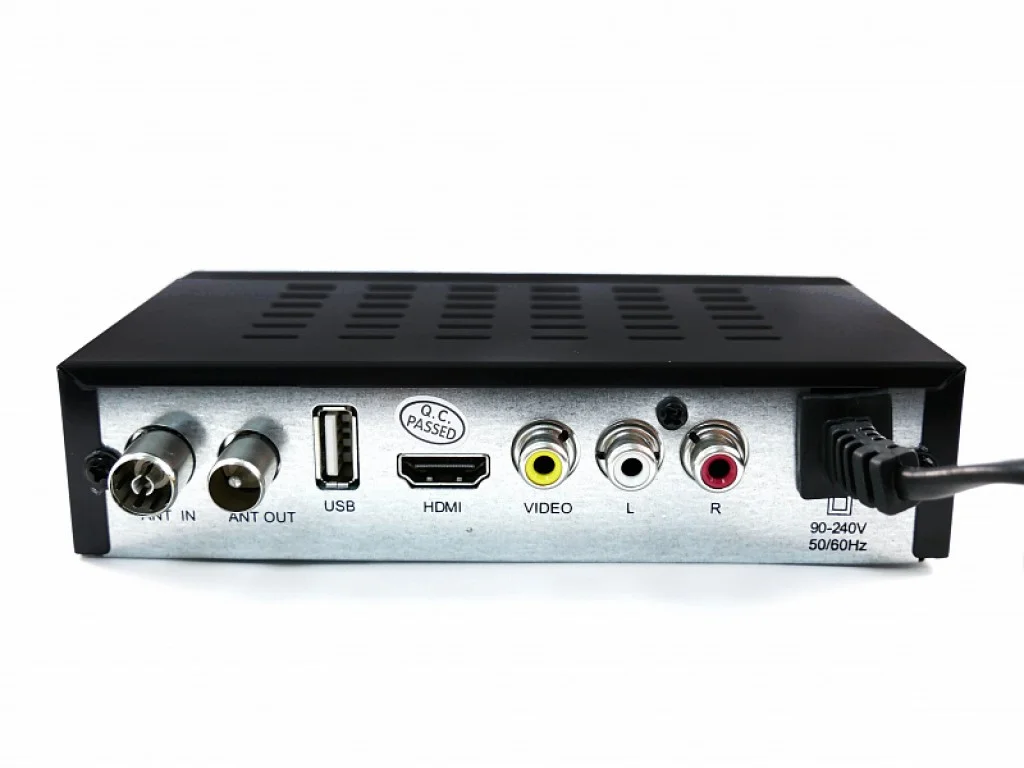 Телевизионная приставка DVB-T2 SELENGA HD950D
