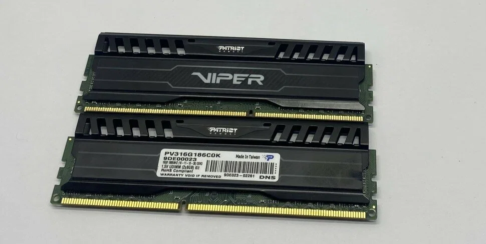 Оперативная память Patriot Viper 3, DDR3, 16GB (2x8 GB), 1866 MHz, CL10, DIMM, радиатор, черный