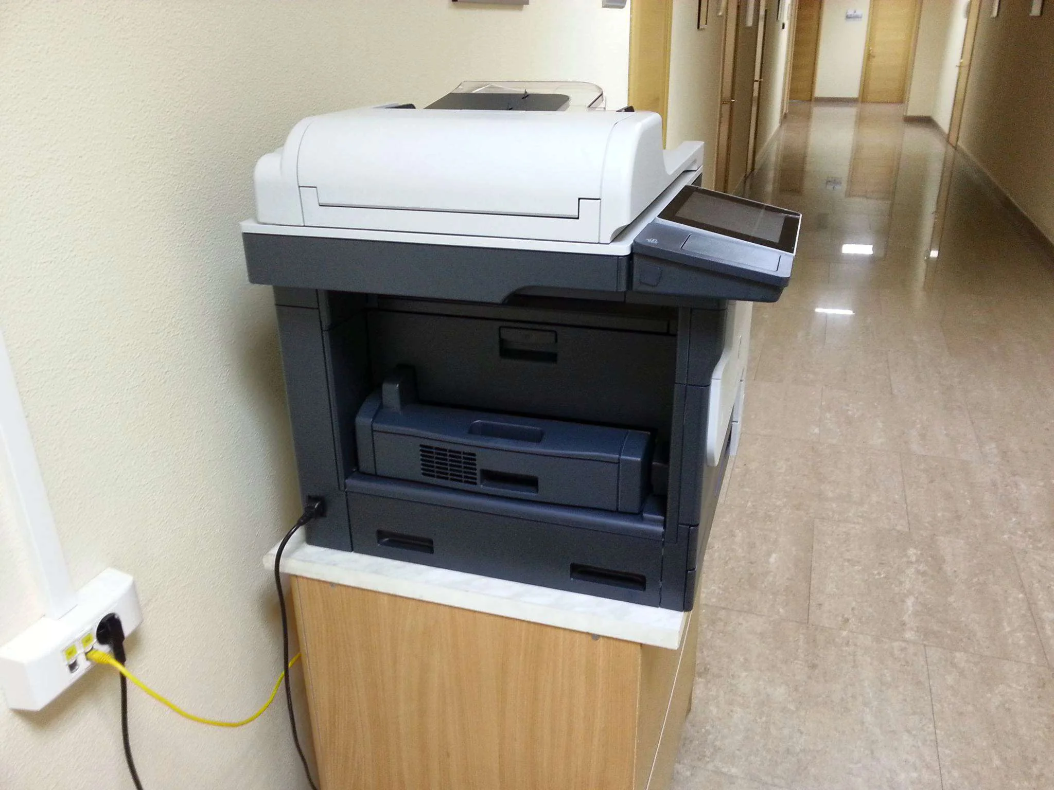 МФУ лазерное HP LaserJet Enterprise MFP M725dn (CF066A), A3, ч/б, печ. до 41 стр/мин., скан. до 50 стр/мин., 1200 x 1200 dpi (печать) 600x600dpi (скан