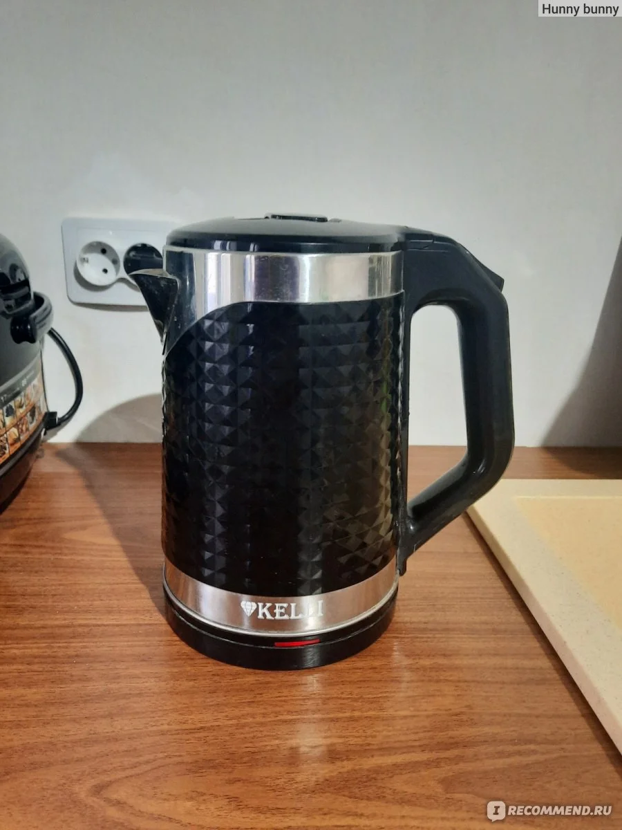 Чайник электрический Kelli KL-1372B 1.8 л, нержавейка+пластик, черный (12)