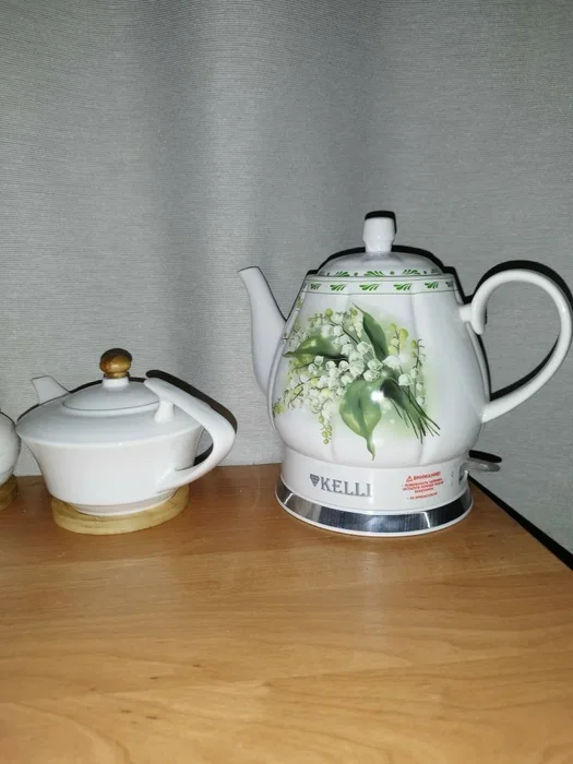 Чайник электрический KELLI KL-1382 белый