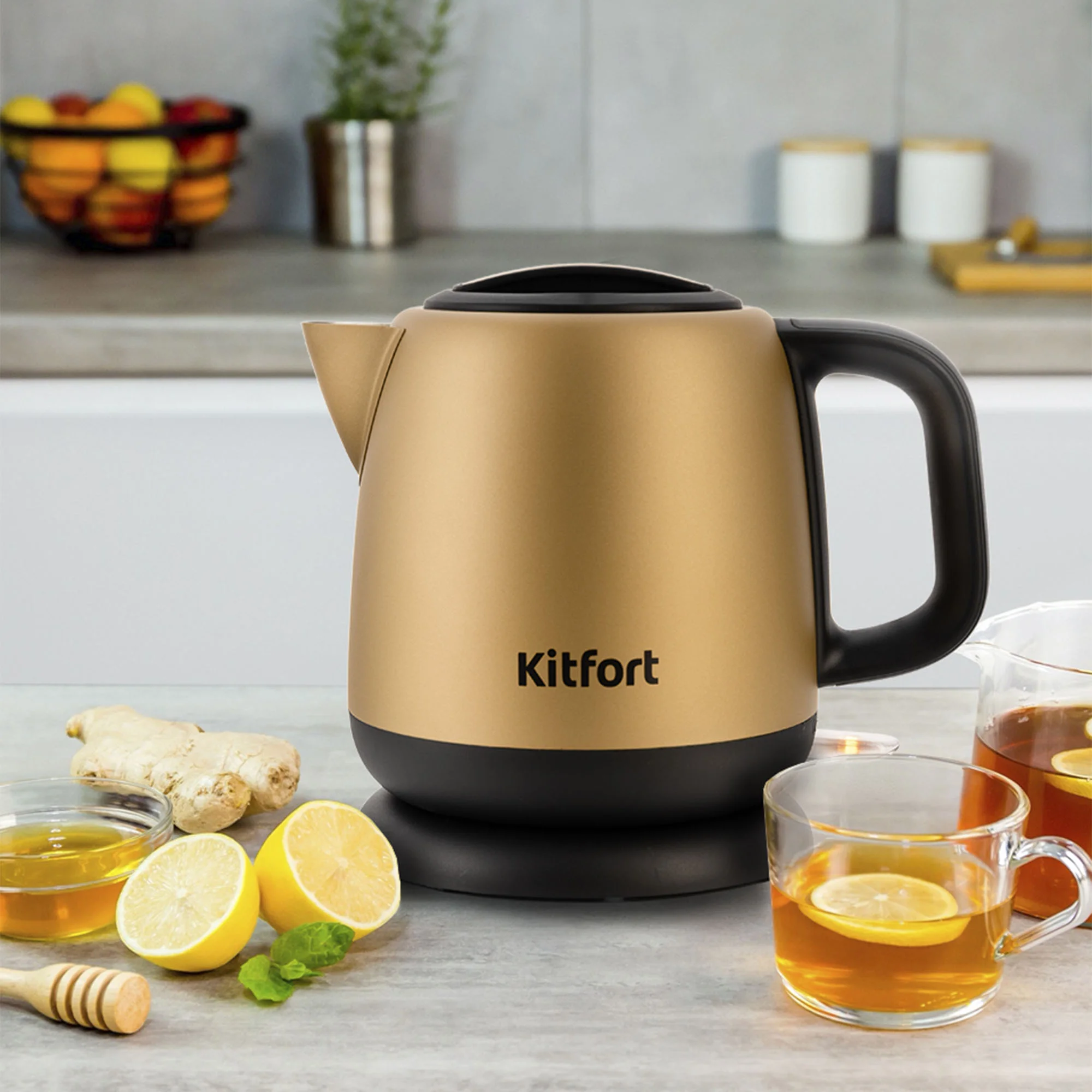 Чайник электрический Kitfort KT-6111 1л. 1630Вт золотистый/черный (корпус: нержавеющая сталь)