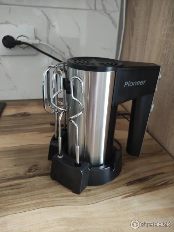 Миксер Pioneer MX321 350Вт, 5 скоростей, турборежим