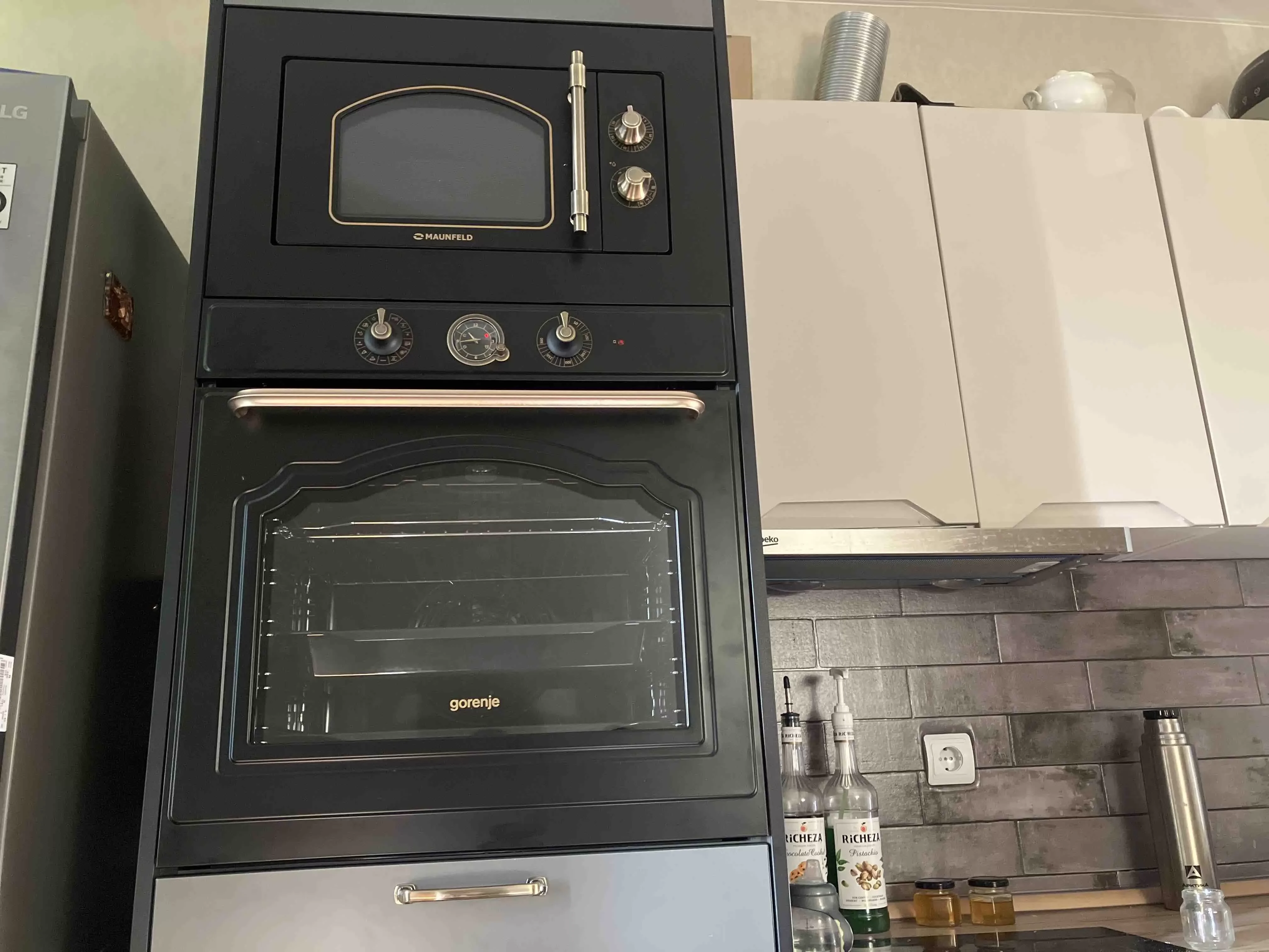 Электрический духовой шкаф Gorenje BOS67371CLB