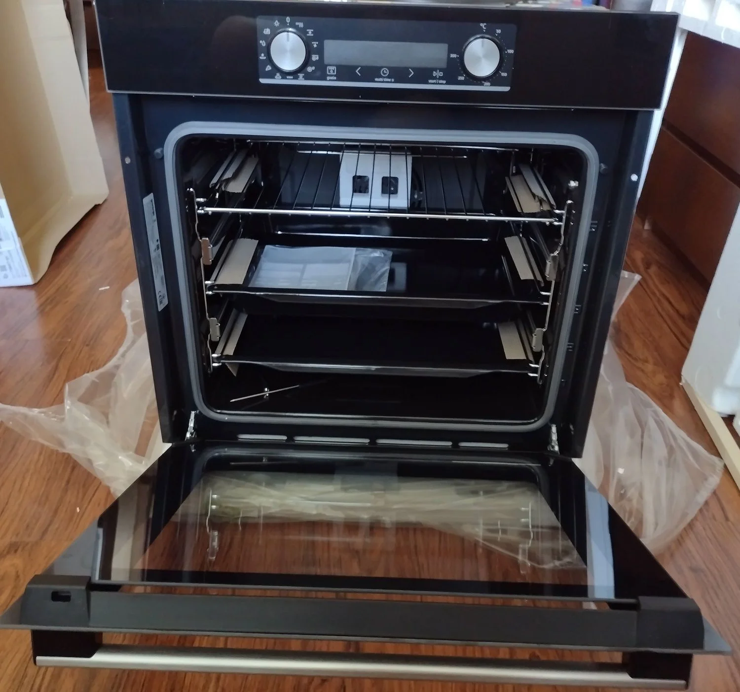 Электрический духовой шкаф Gorenje BOSX6737E09BG