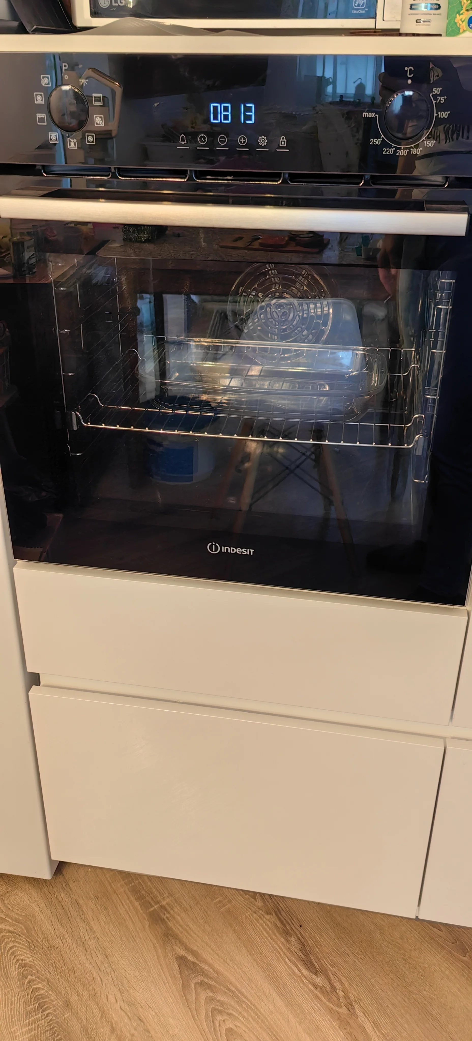 Электрический духовой шкаф Indesit IFE 4841 J BL