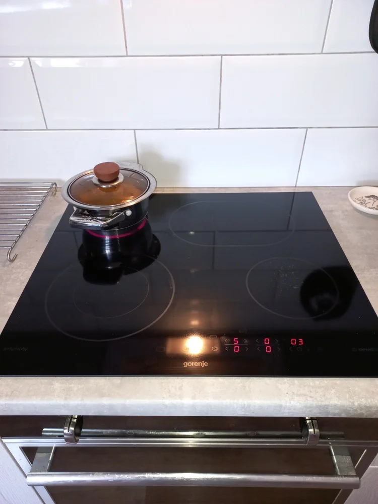 Индукционная варочная панель Gorenje ECT643SYB