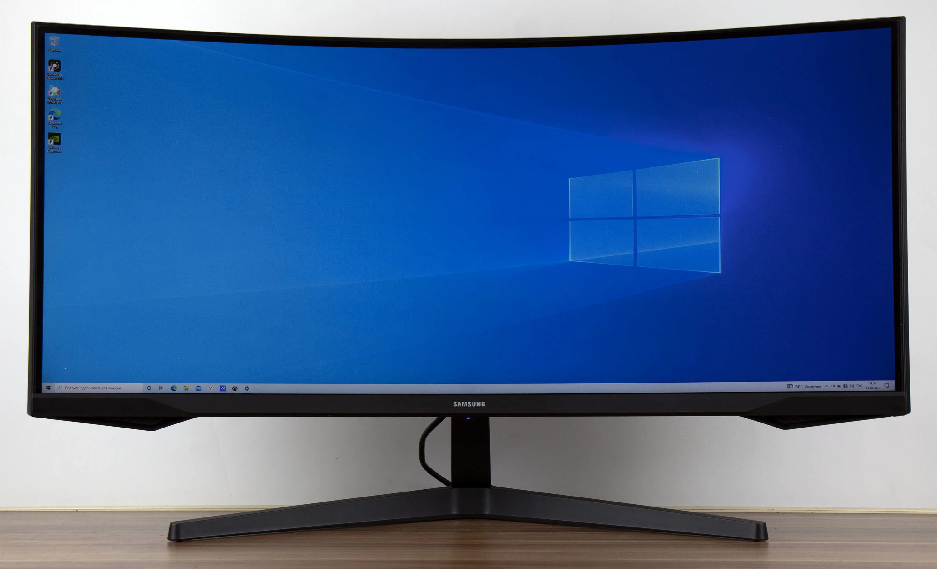 Монитор Samsung 34" Odyssey G5 C34G55TWWI черный VA LED 1ms 21:9 HDMI матовая 250cd 178гр/178гр 3440x1440 165Hz DP UW 5.6кг